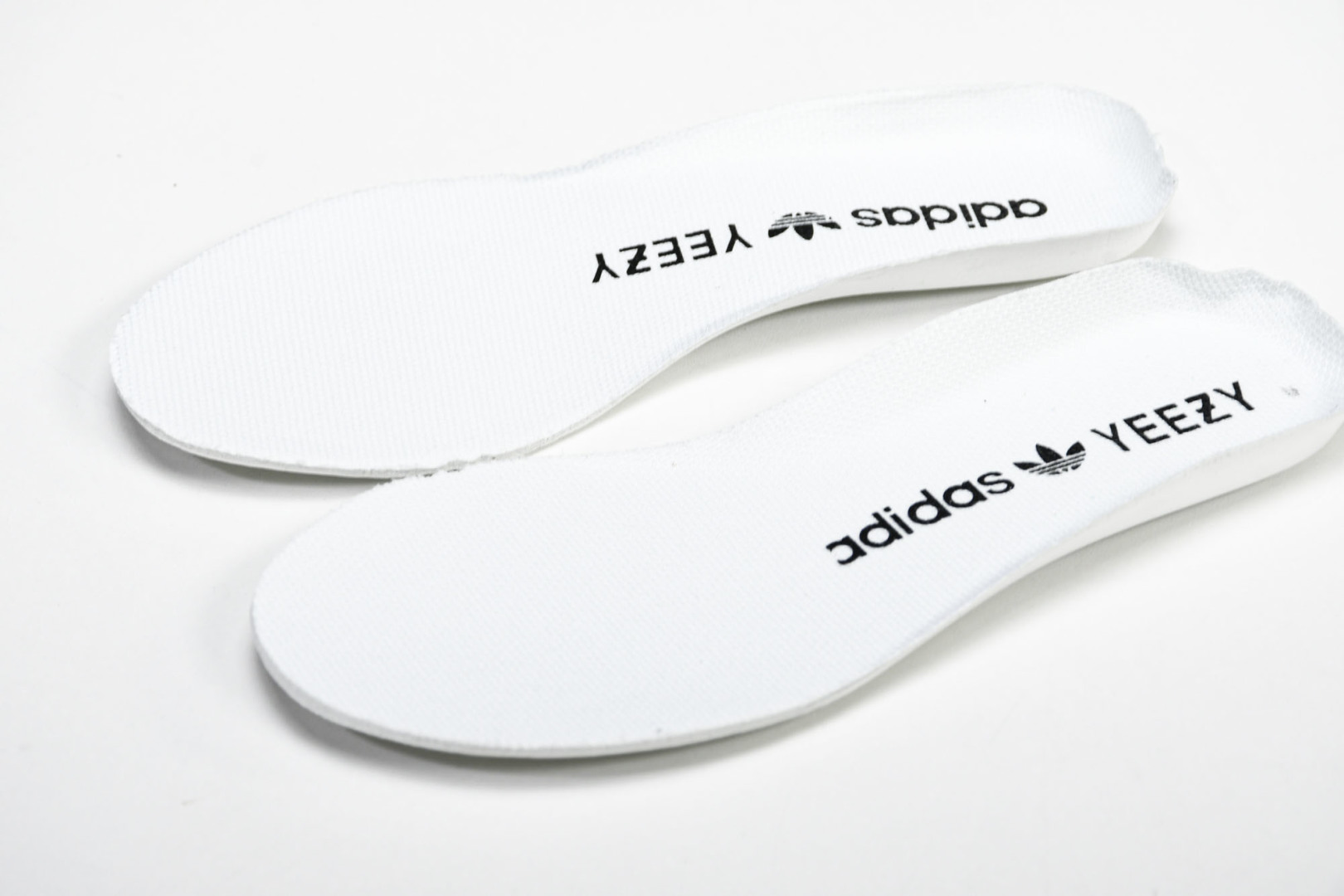 (儿童鞋)YEEZY BOOST 350 V2 真爆软底大小童运动鞋 白斑马 C#真爆底 魔术扣，兔系带