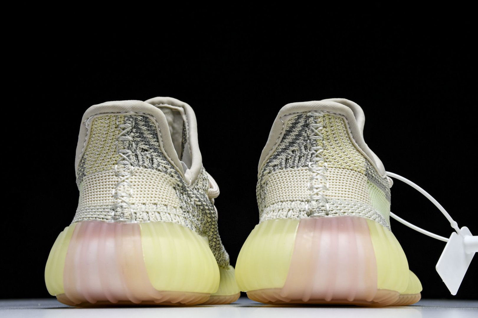 (儿童鞋)YEEZY BOOST 350 V2 真爆软底大小童运动鞋 天鹅白满天星 FW5318#真爆底