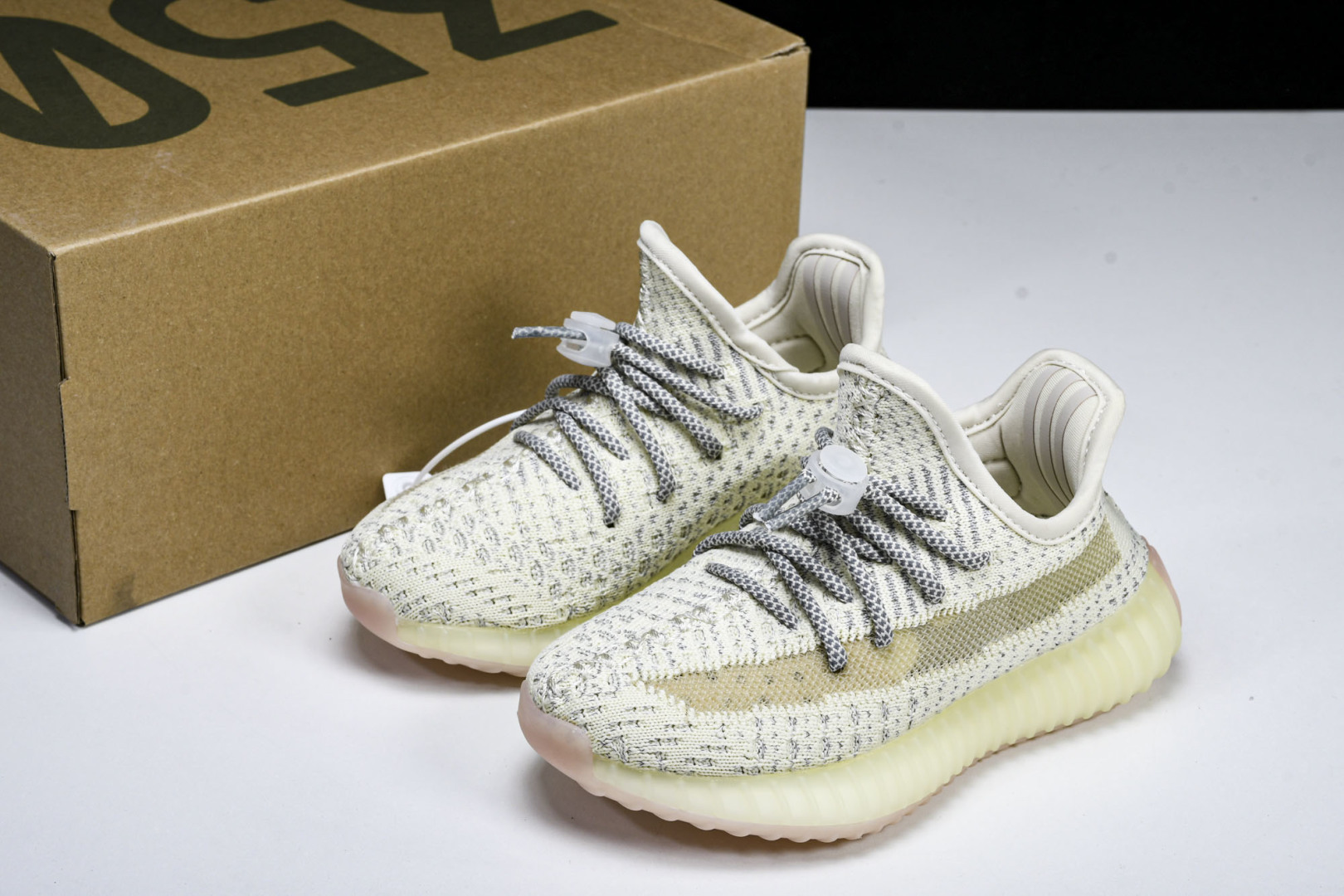 (儿童鞋)YEEZY BOOST 350 V2 真爆软底大小童运动鞋 须白满天星 FV3254#真爆底 