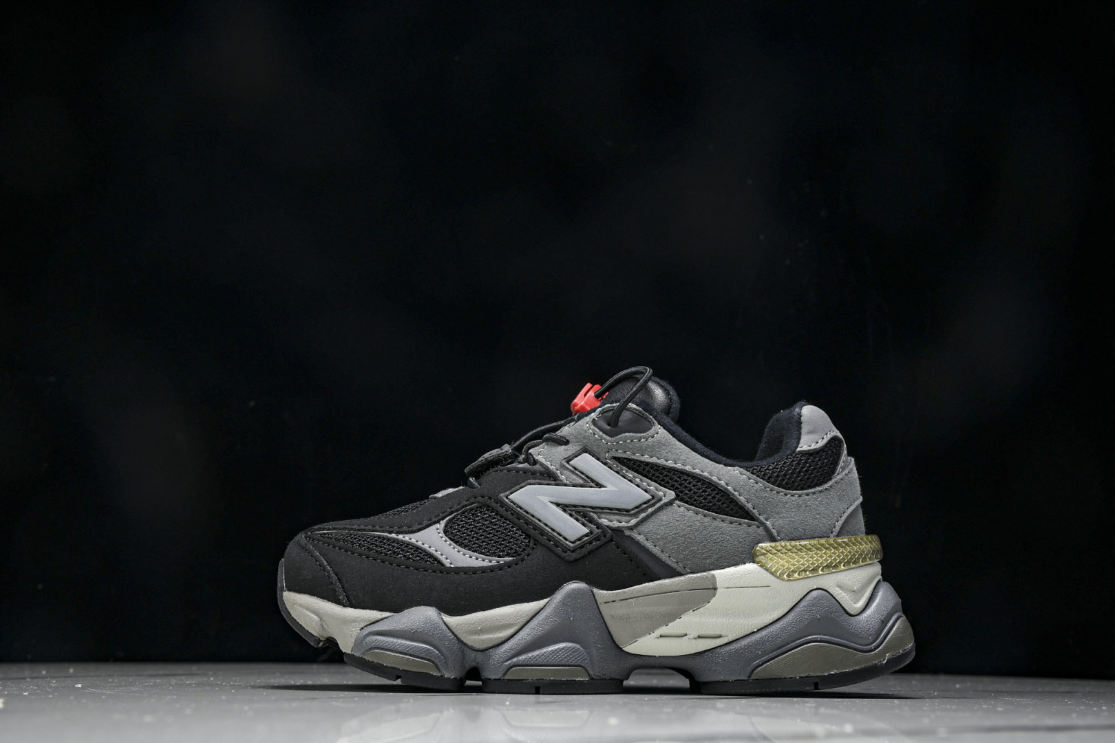 (童鞋)New Balance NB 9060系列 新百伦魔术扣童鞋 PV9060BLK尺寸 28 29