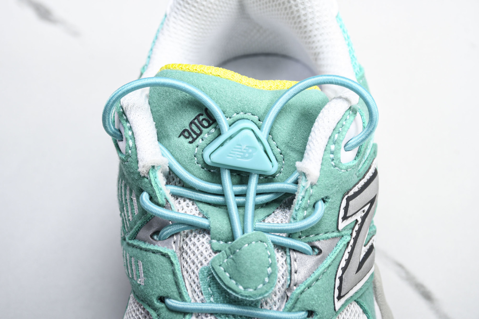 (童鞋)New Balance NB 9060系列 新百伦魔术扣童鞋 PV9060DBT尺寸 28 29