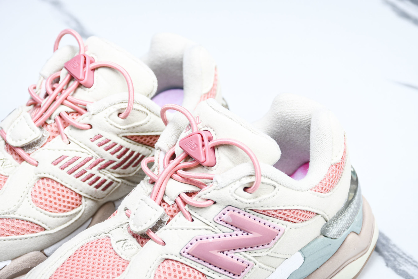(童鞋)New Balance NB 9060系列 新百伦魔术扣童鞋 PV9060JF尺寸 28 29 
