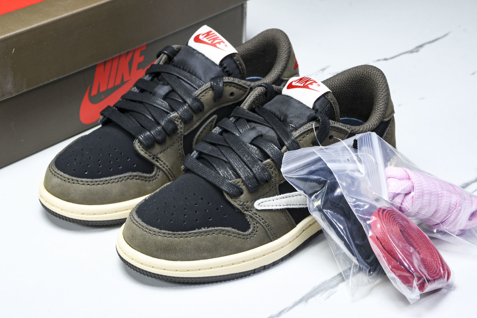 (纯原T1) 童鞋 Travis Scott x Air Jordan 1 Low OG AJ1 乔1T