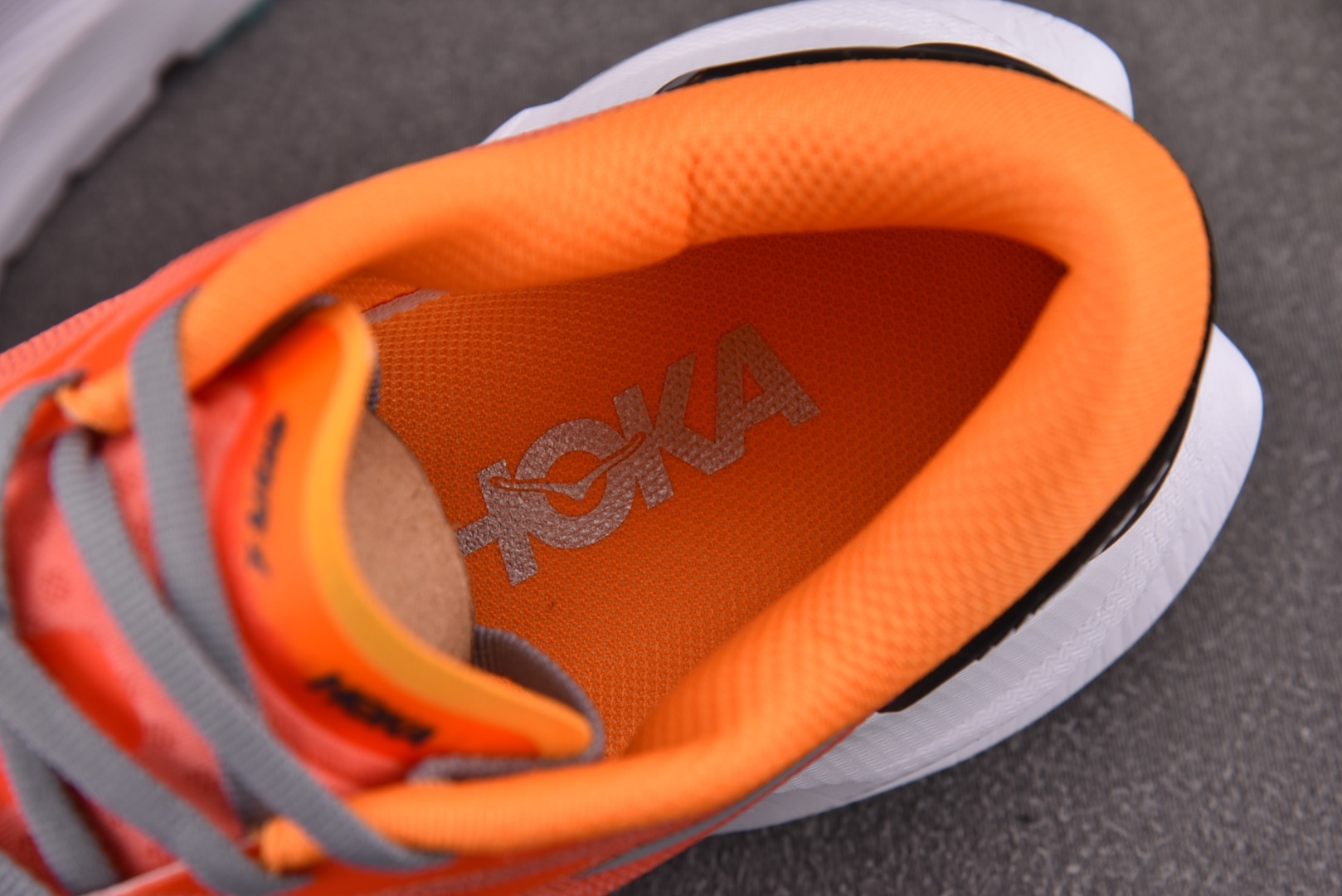 【纯原】HOKA ONE ONE Mafate X 红白 -PBSSN 尺码：36 36.5 37.5 