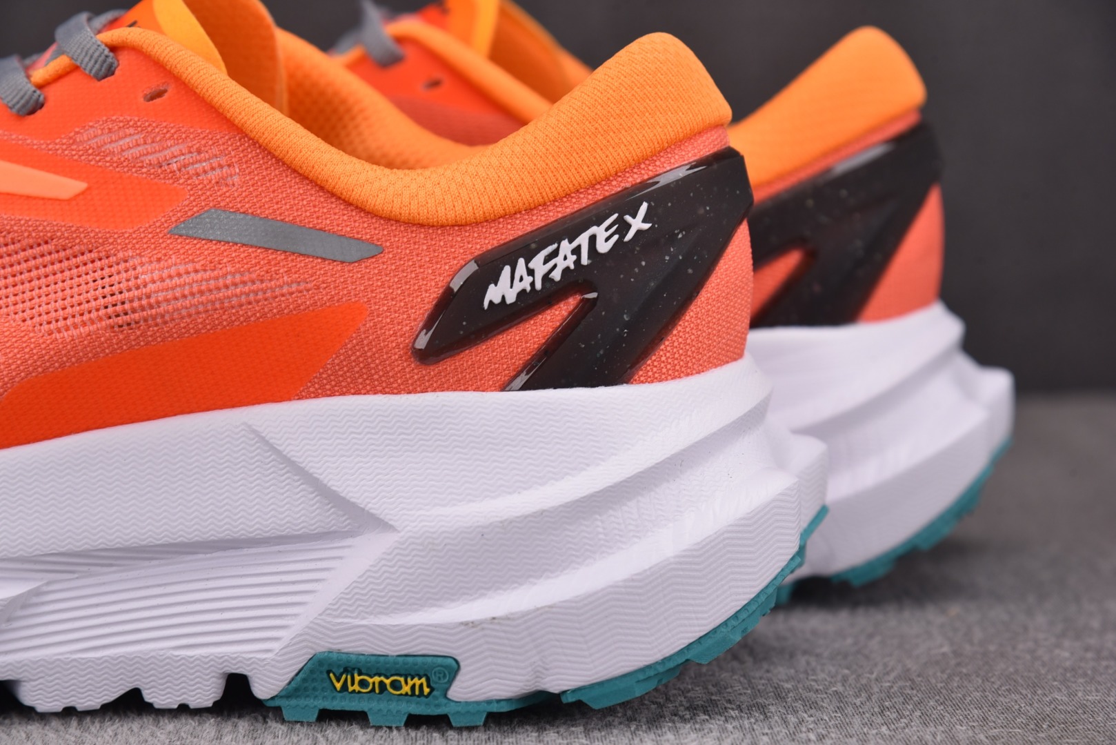 【纯原】HOKA ONE ONE Mafate X 红白 -PBSSN 尺码：36 36.5 37.5 