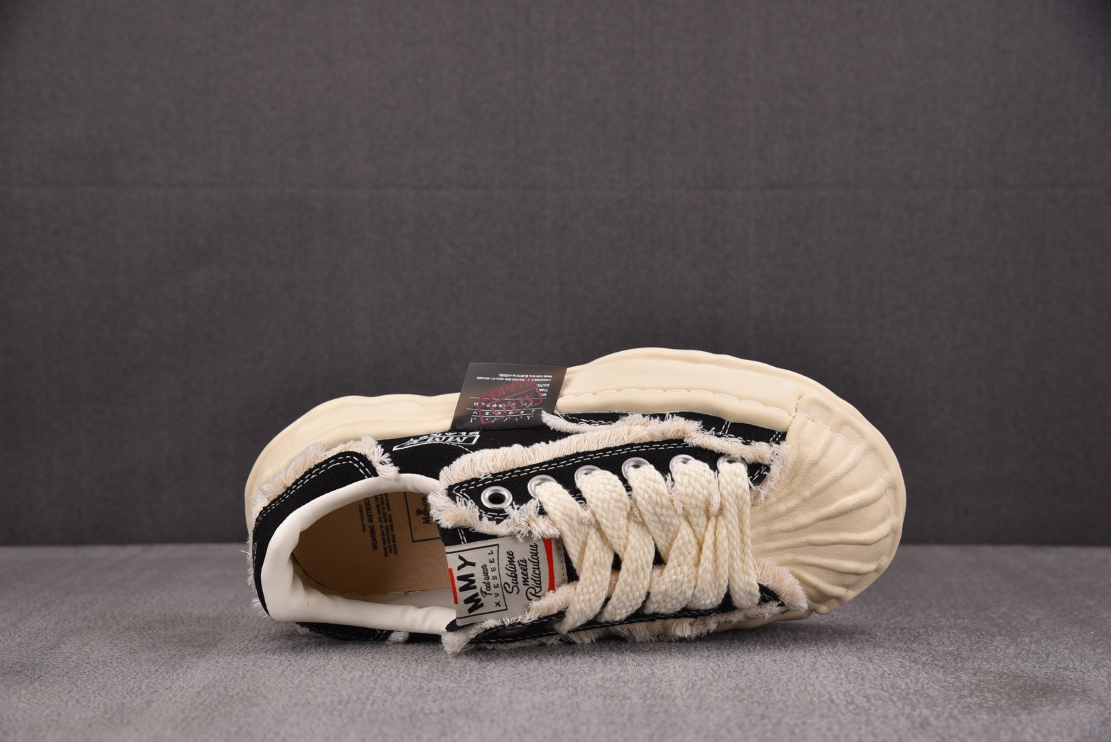  xVESSEL x MIHARA YASUHIRO 联名款 黑白 No.766 尺码：36 36.5 