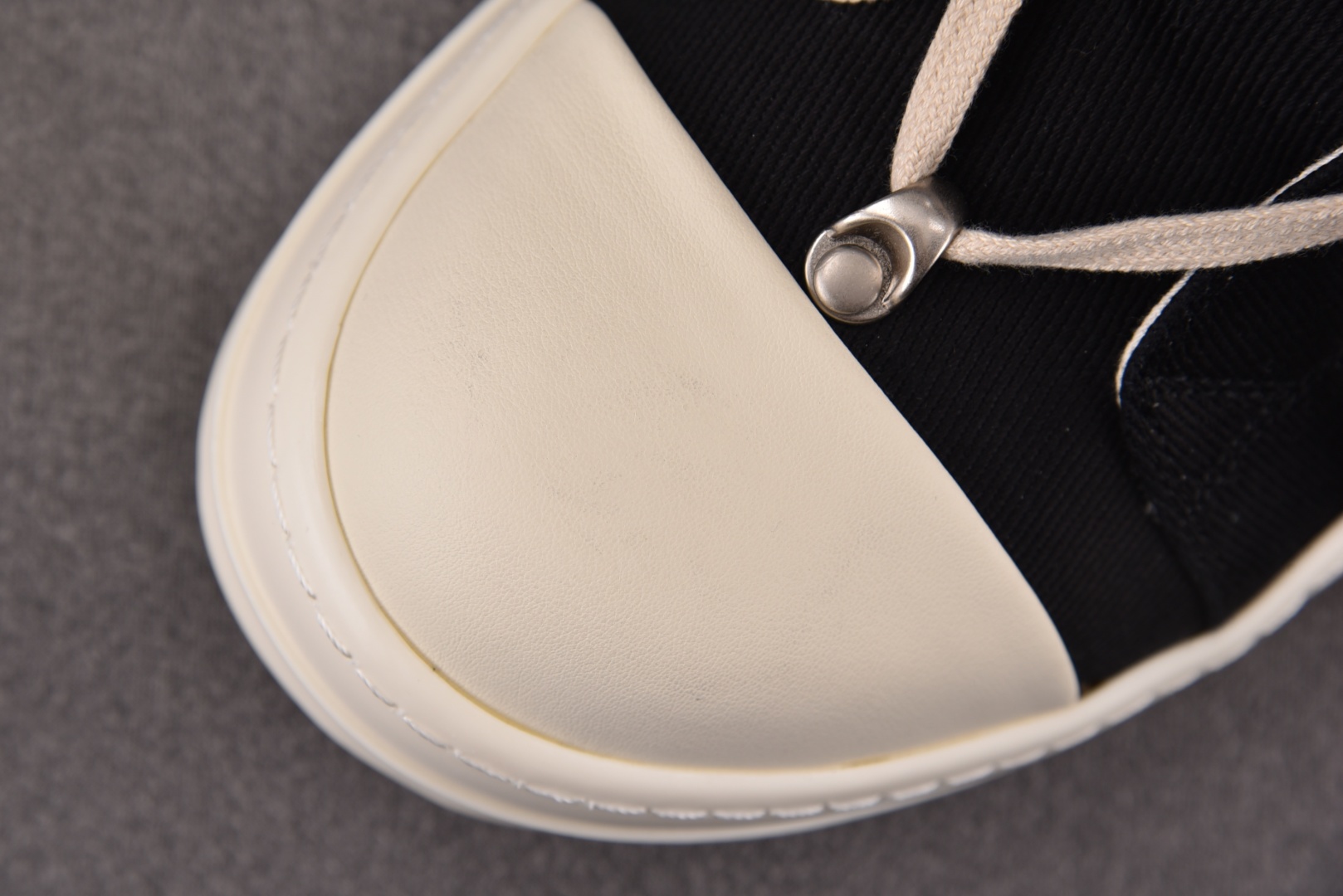  Rick Owens Drkshdw 黑布米白黑 尺码：36 37 38 39 40 41 42 43