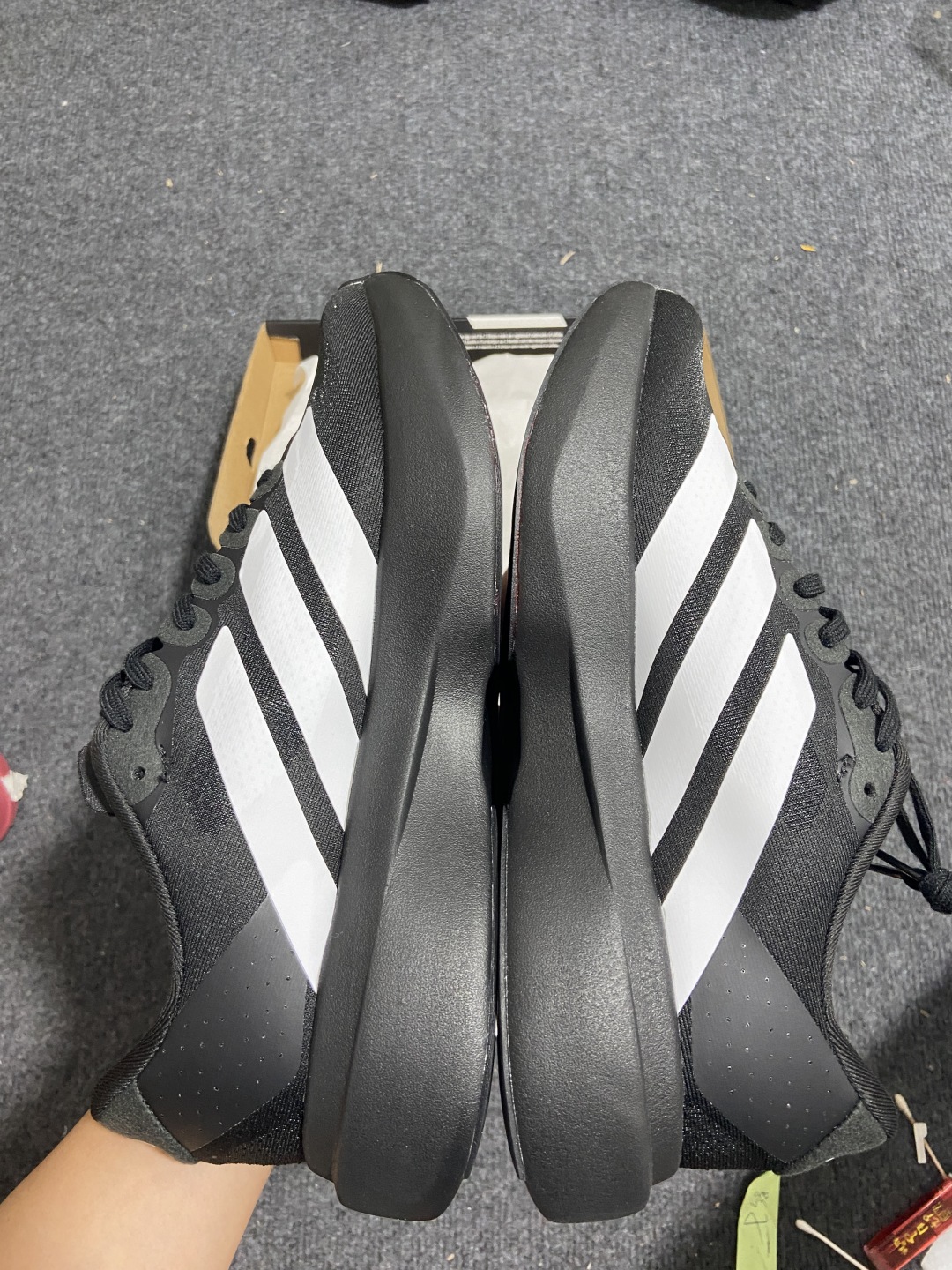 HD 本地
平台订单 adidas Adizero Evo SL 黑白

货号：J
尺码：36 36.5
