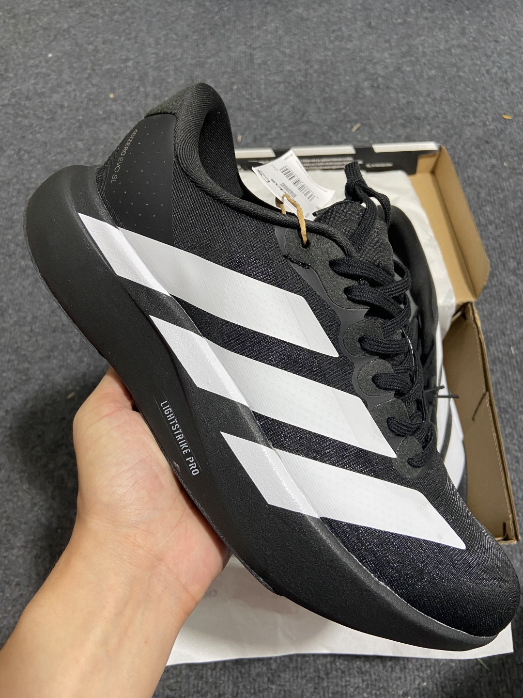 HD 本地
平台订单 adidas Adizero Evo SL 黑白

货号：J
尺码：36 36.5