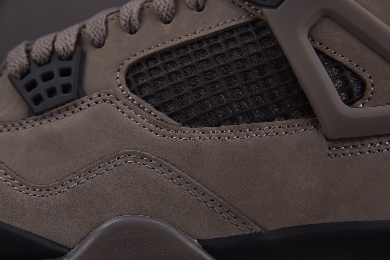  Air Jordan 4 Retro Cave Stone 黑棕 FV5029-200 尺寸 40 4