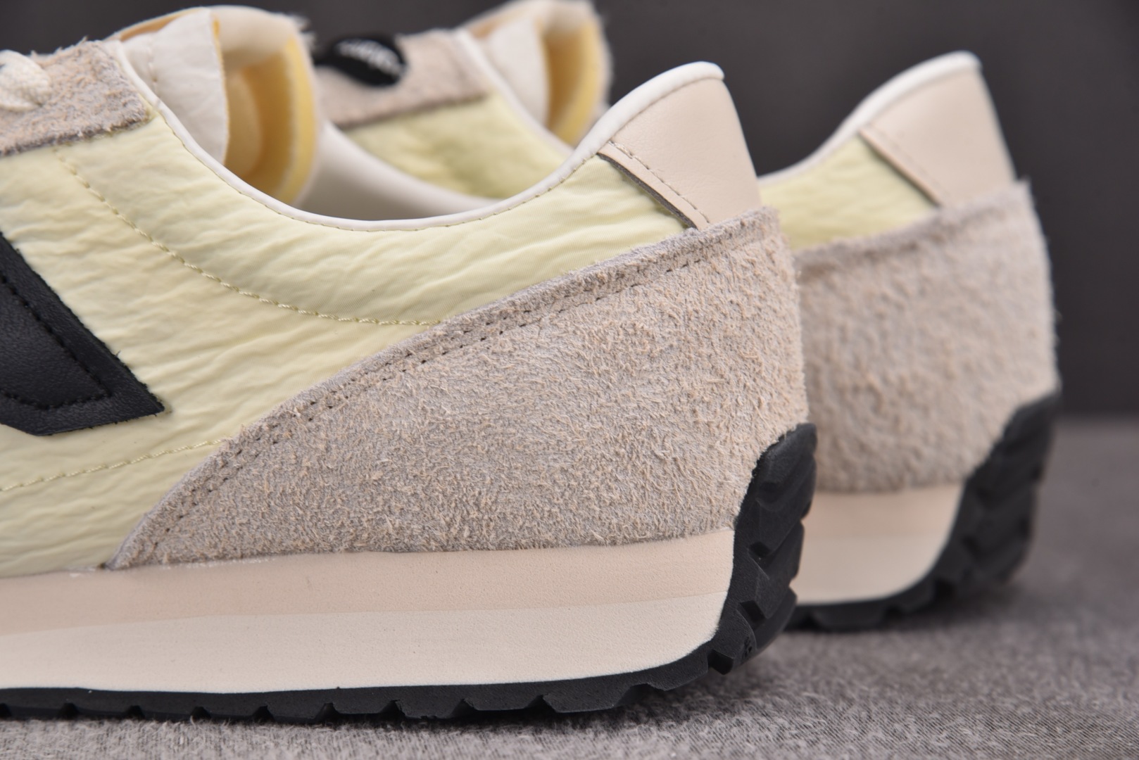 New Balance 471 Linen Angora Black 灰色 U471AM 尺寸 36 