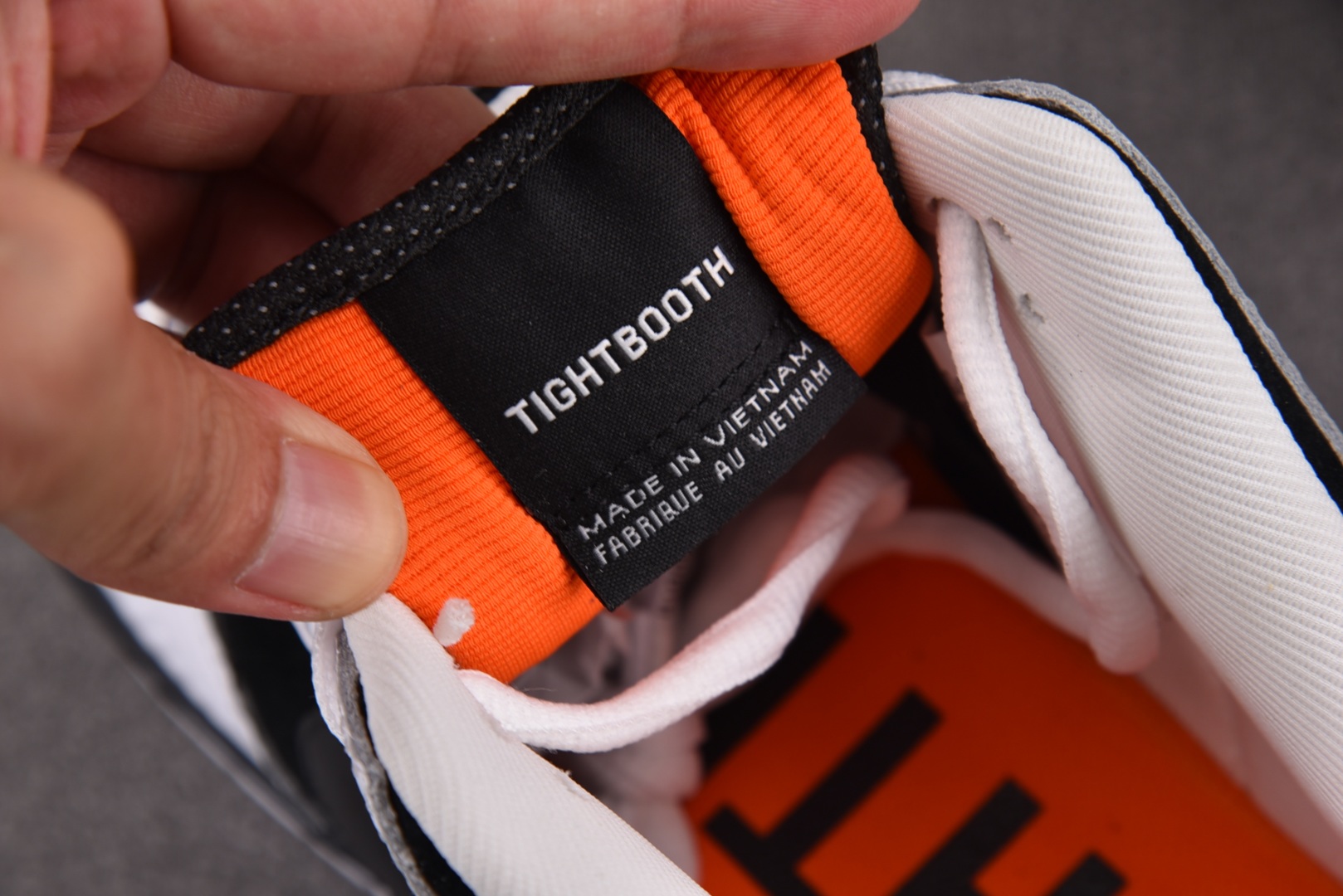  NK SB Dunk Low TIGHTBOOTH 黑白 FD2629-100 尺码：40 40.5 