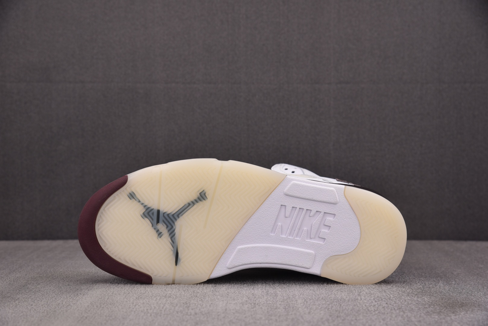  Air Jordan 5 Retro A Ma Maniére Burgundy Crush 白酒红 