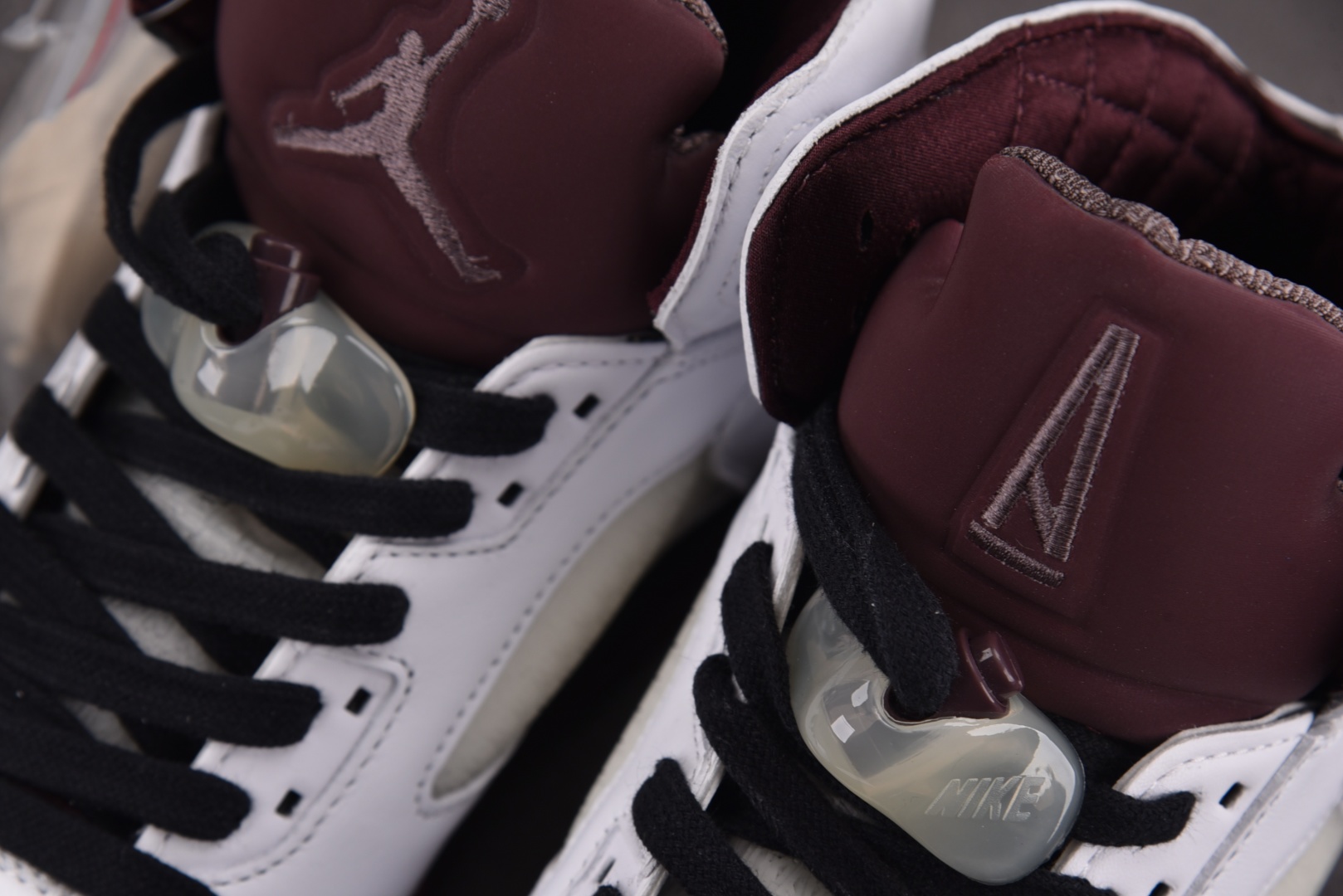  Air Jordan 5 Retro A Ma Maniére Burgundy Crush 白酒红 