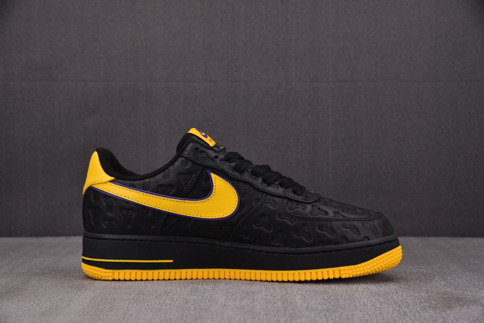  NK Air Force 1 Low Kobe Bryant Lakers Away (Numbere