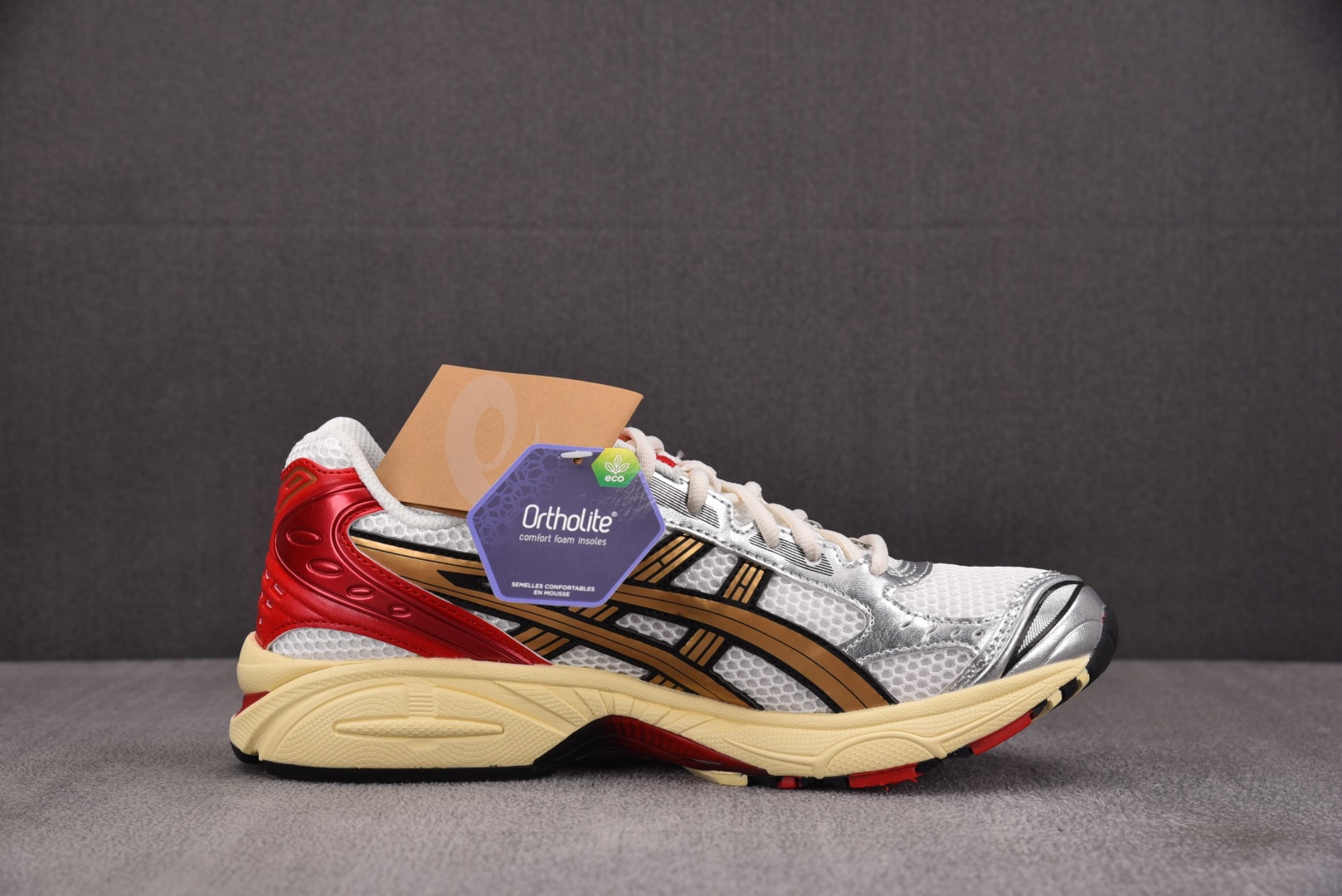  ASICS Gel-Kayano 14 Sneaker Politics Just Say No 银红