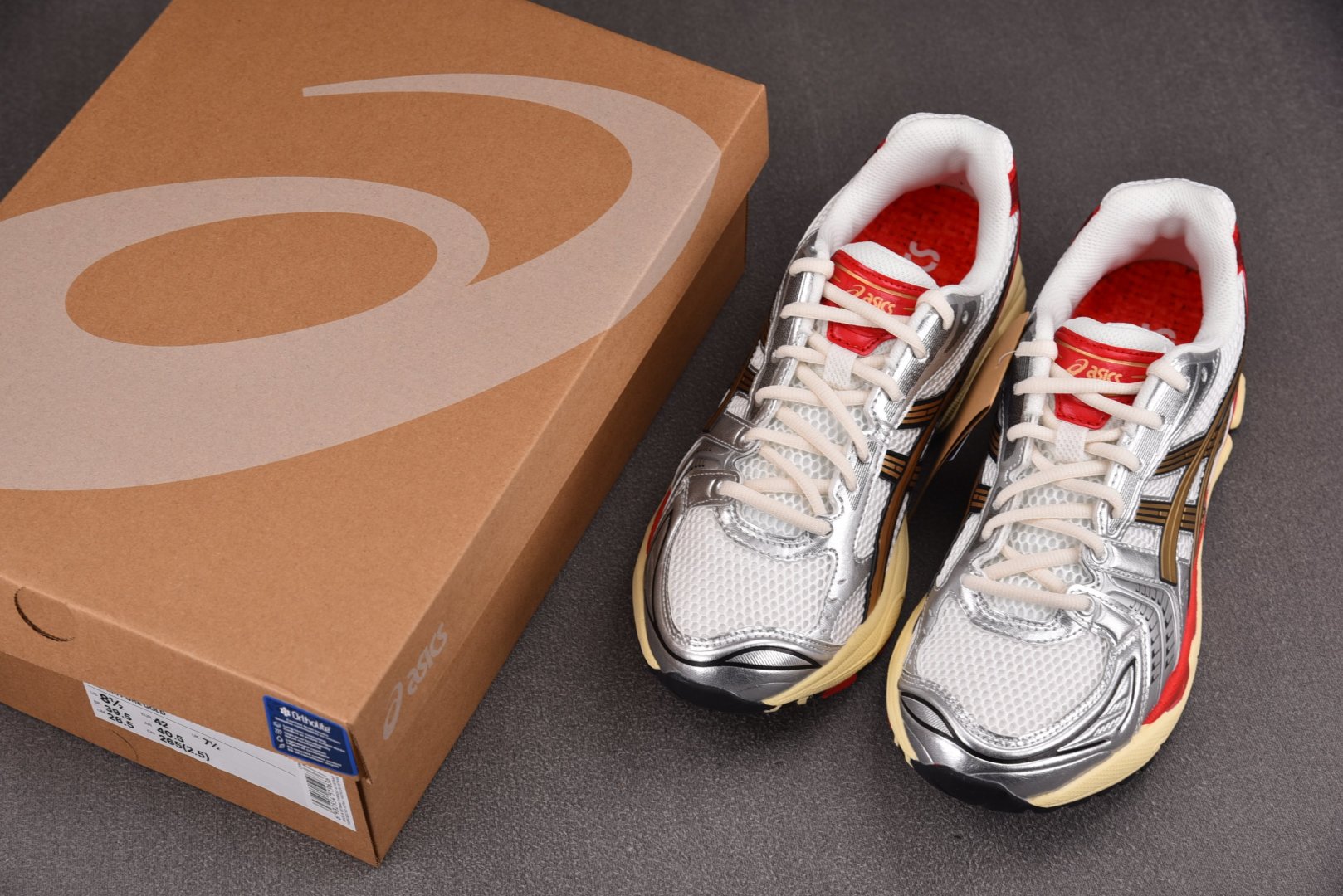  ASICS Gel-Kayano 14 Sneaker Politics Just Say No 银红