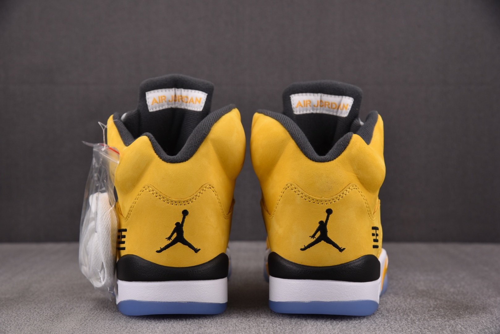  Air Jordan 5 Retro Tokyo T23 黄色 IO3372-700 尺寸 36.5 