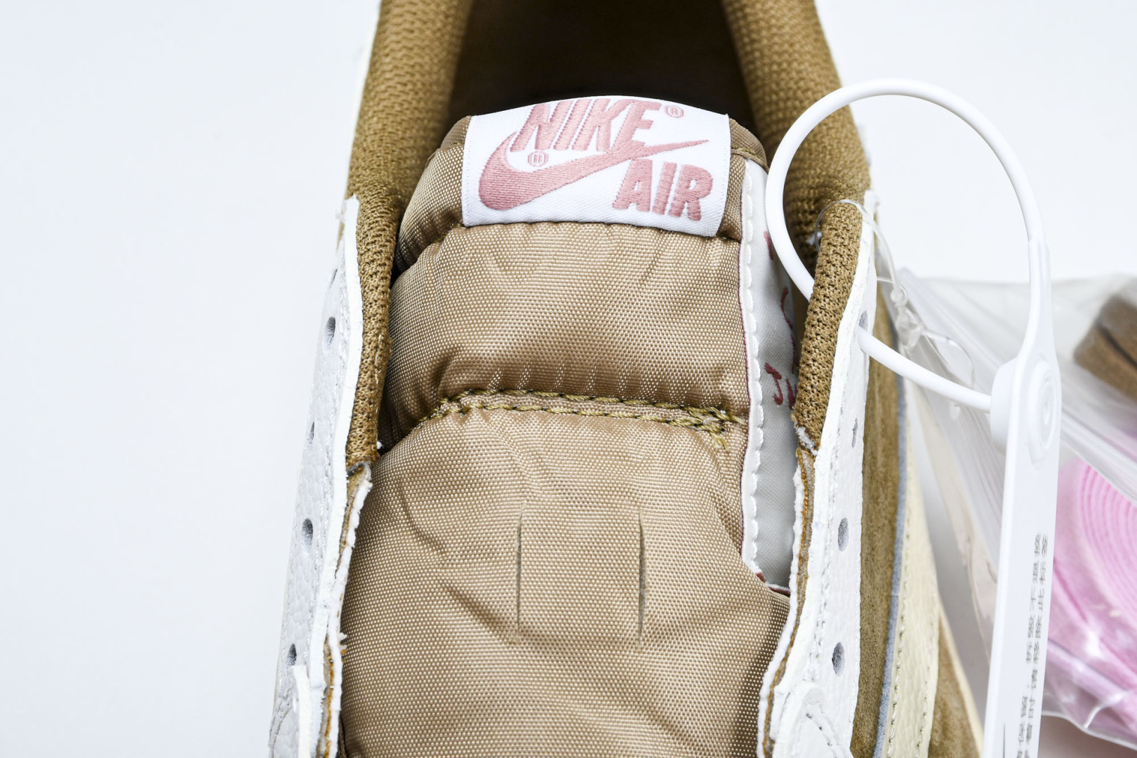 Travis Scott x Air Jordan 1 Low OG AJ1 乔1倒勾低帮 DM786