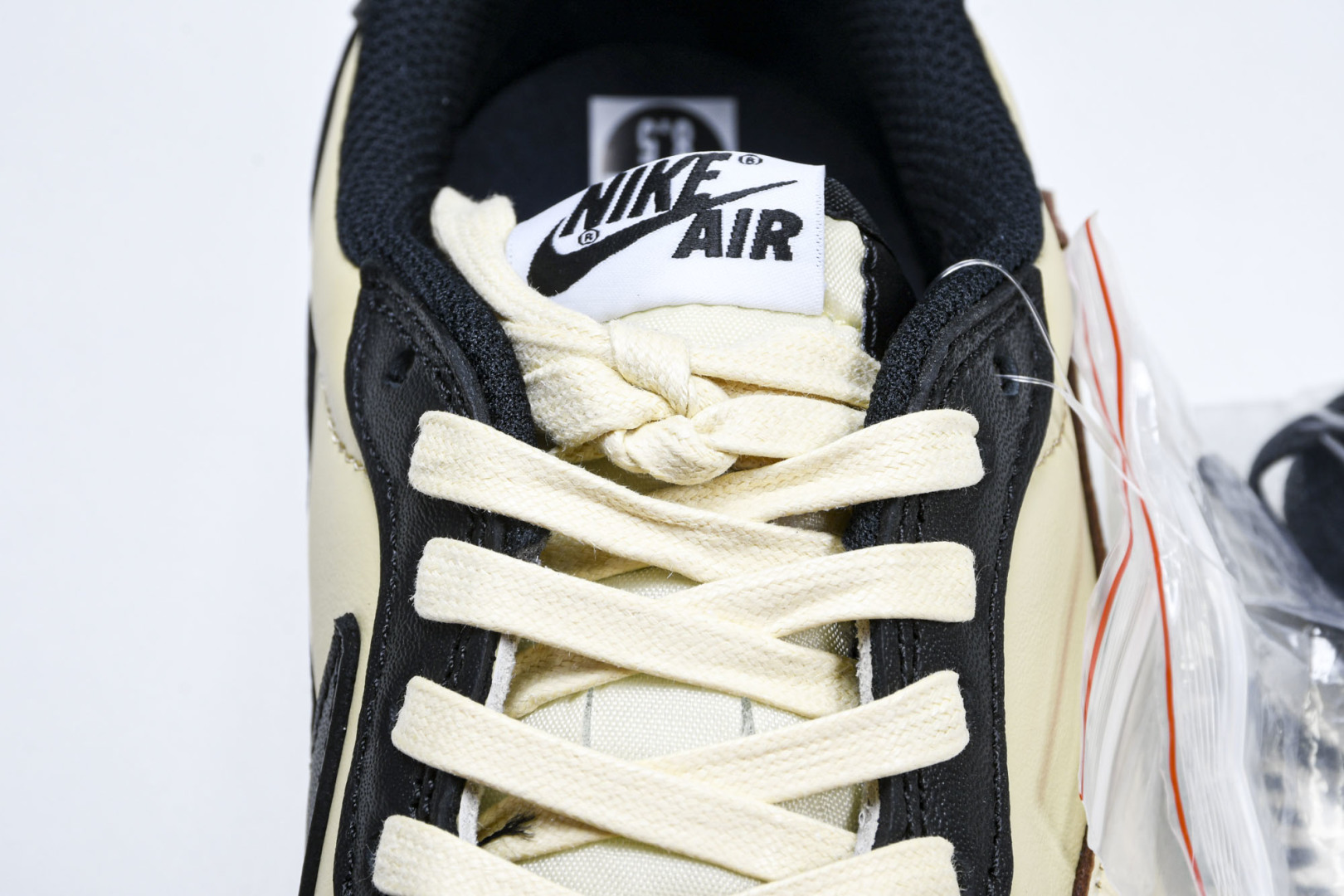  Travis Scott x Air Jordan 1 Low OG AJ1 乔1倒勾低帮 DM786