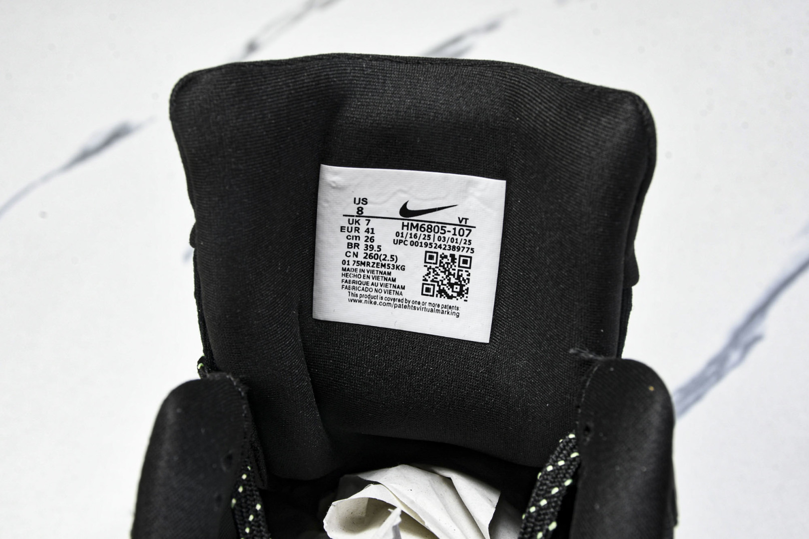  NK Vomero 18 ZoomX PLUS 佛莫罗18代 PLUS 运动跑步鞋 HM6805 10