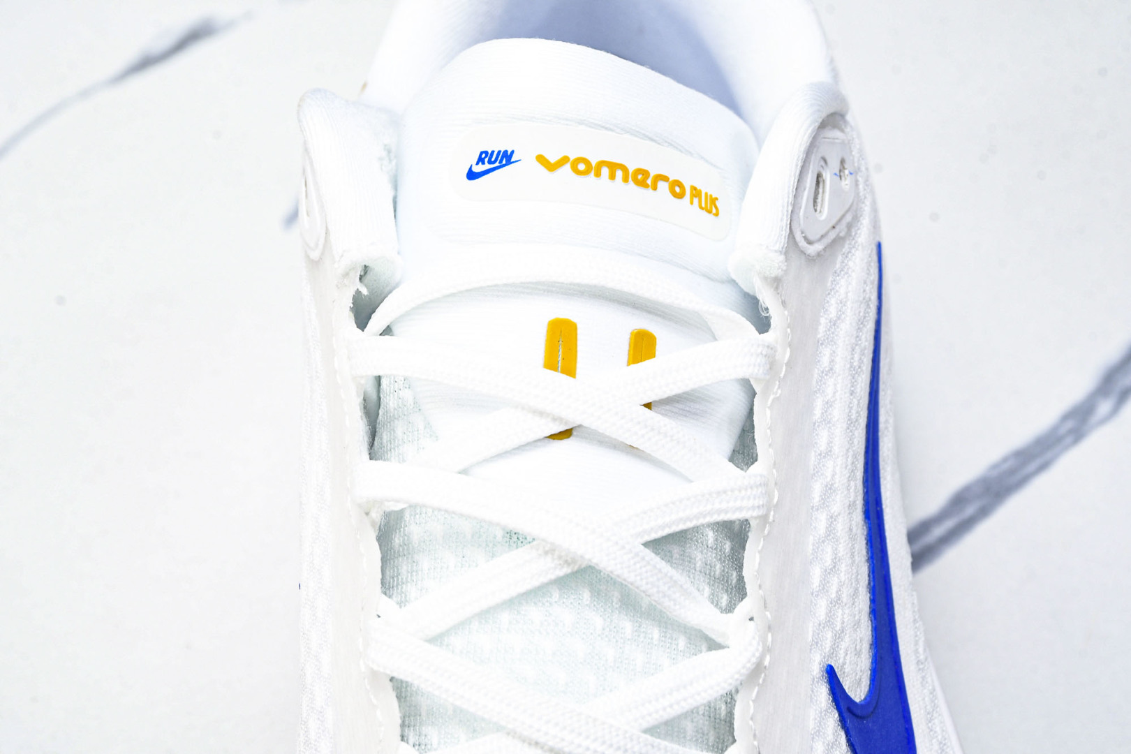  NK Vomero 18 ZoomX PLUS 佛莫罗18代 PLUS 运动跑步鞋-4 HM6805 
