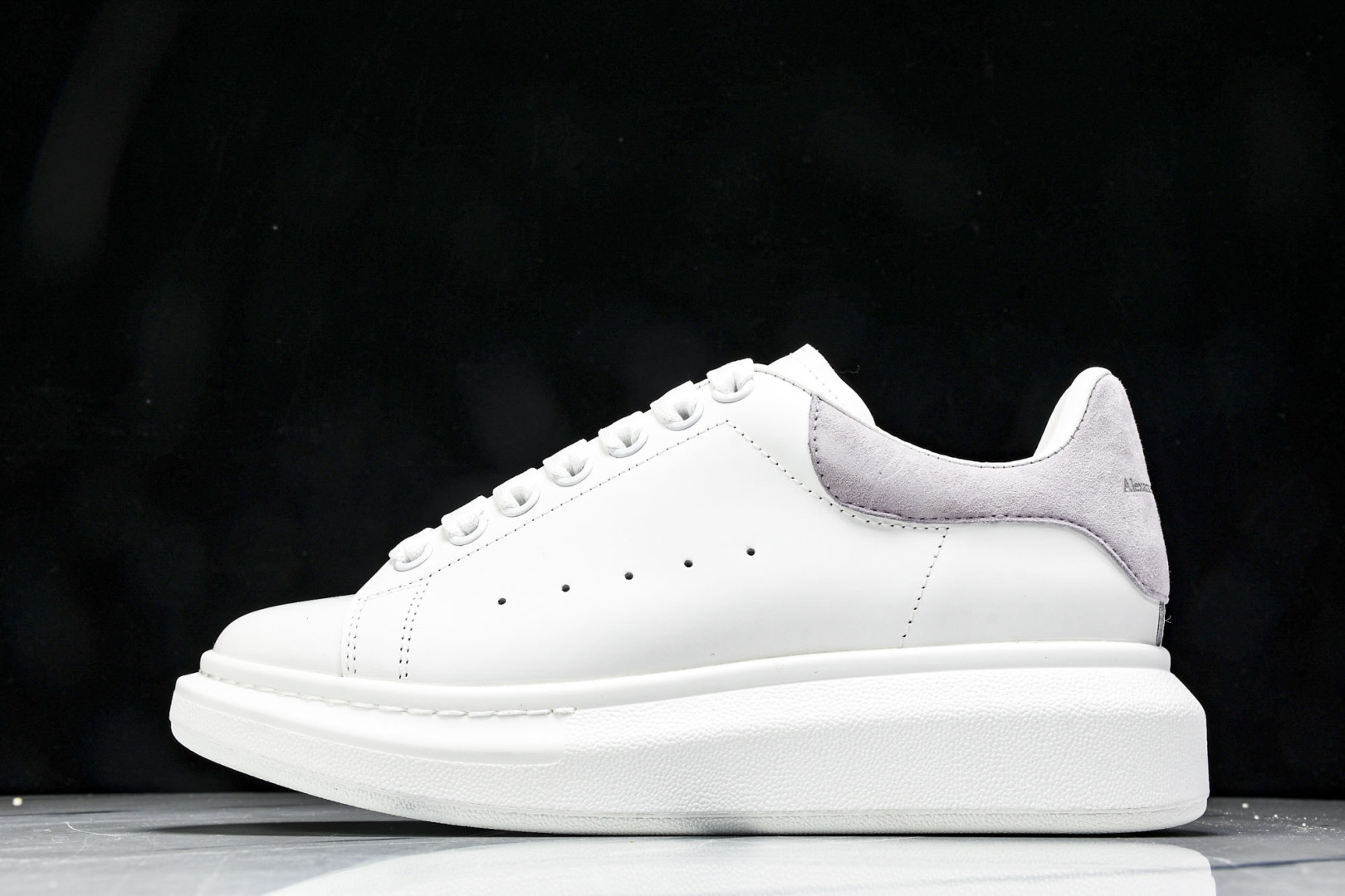  GD纯原Alexander McQueen 麦昆小白鞋 尺寸 35 36 37 38 39 YZ021