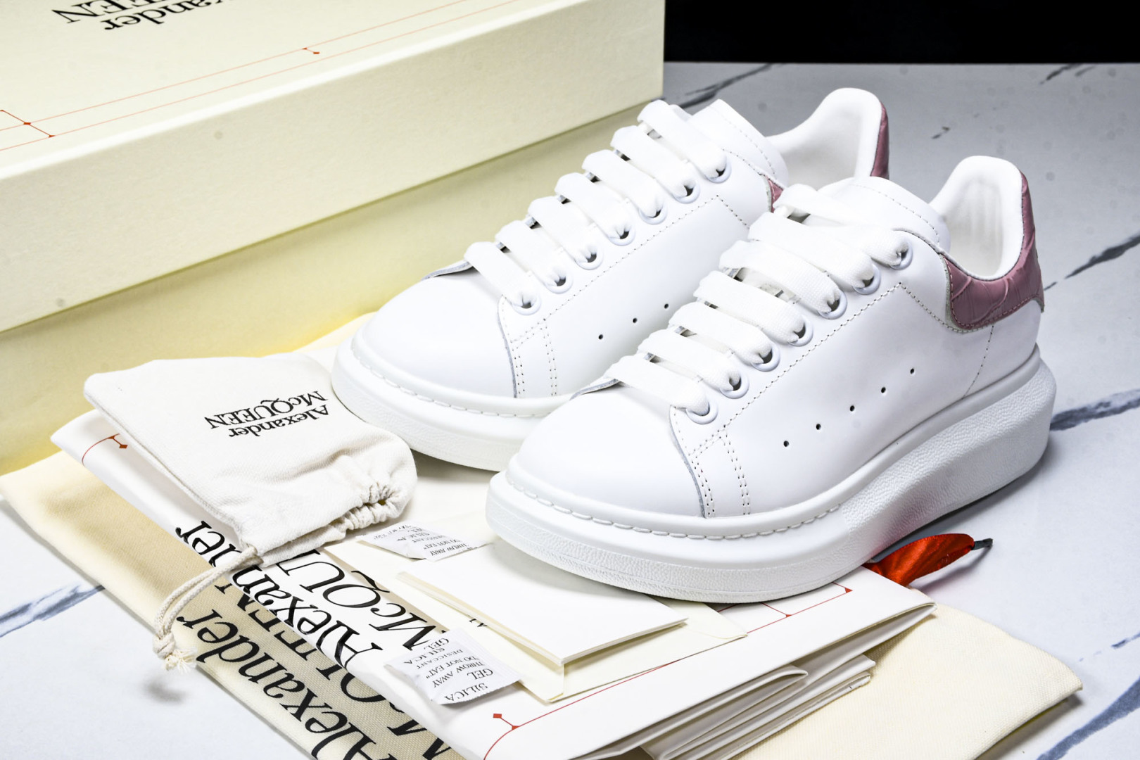  GD纯原Alexander McQueen 麦昆小白鞋4 尺寸 35 36 37 38 39 YZ02