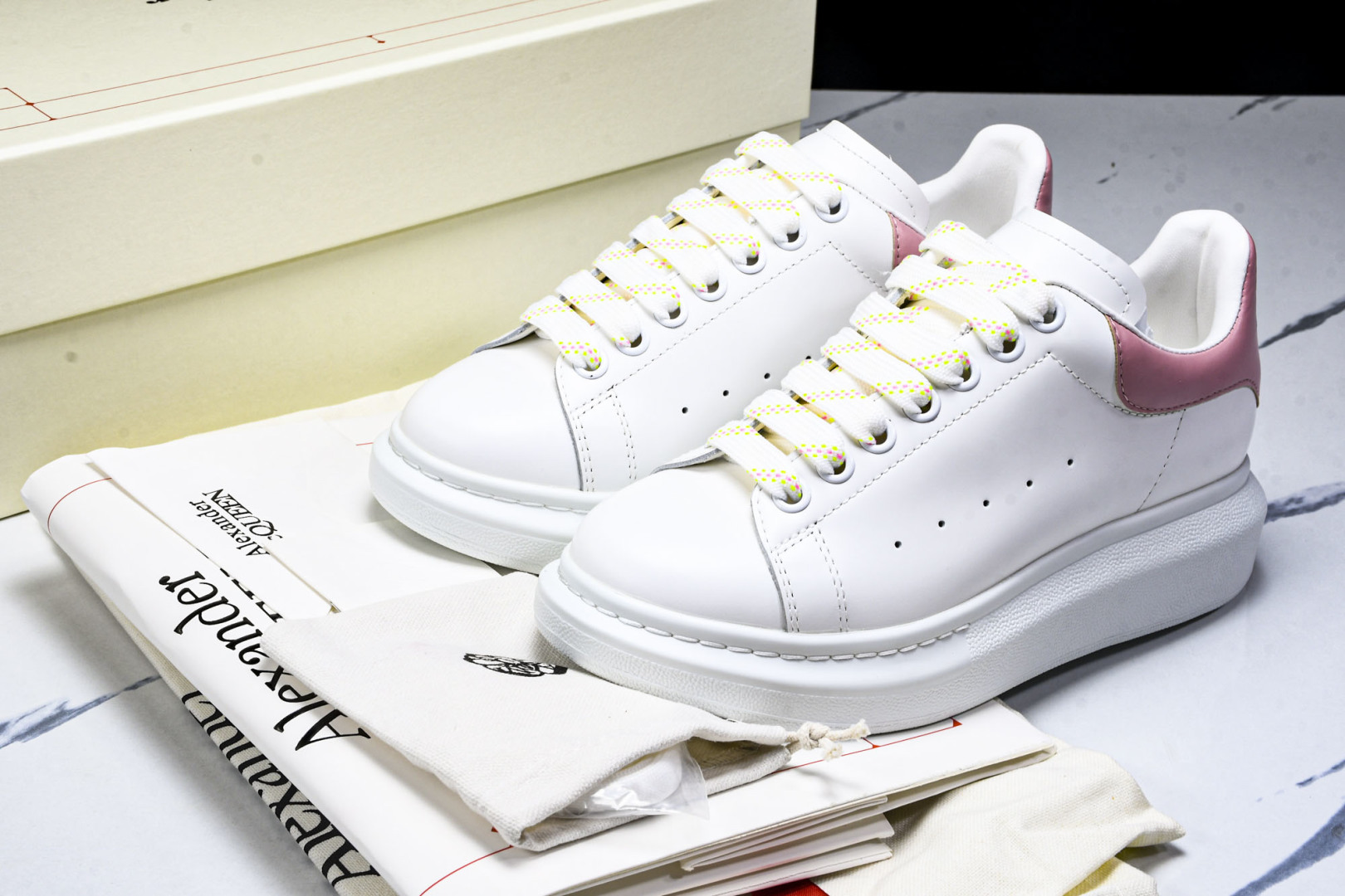  GD纯原Alexander McQueen 麦昆小白鞋7 尺寸 35 36 37 38 39 YZ02