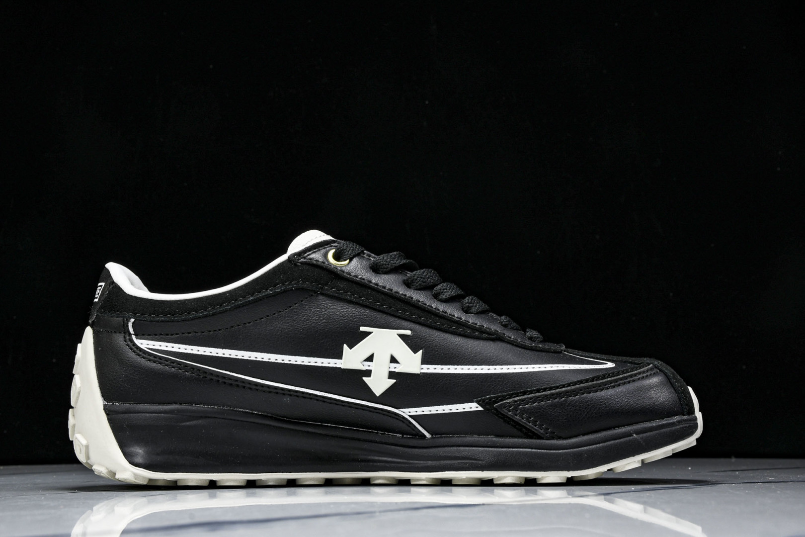  迪桑特DESCENTE Sport Style系列 CHRON RACER复古风运动休闲鞋 SLCR7