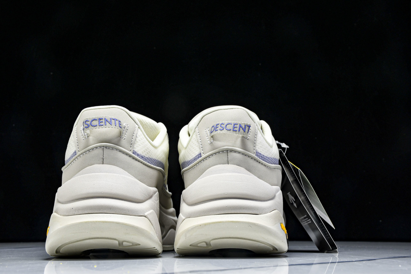  迪桑特·DESCENTE Dualis AP 逍客AP系列低帮厚底越野徒步户外休闲运动鞋  D4332