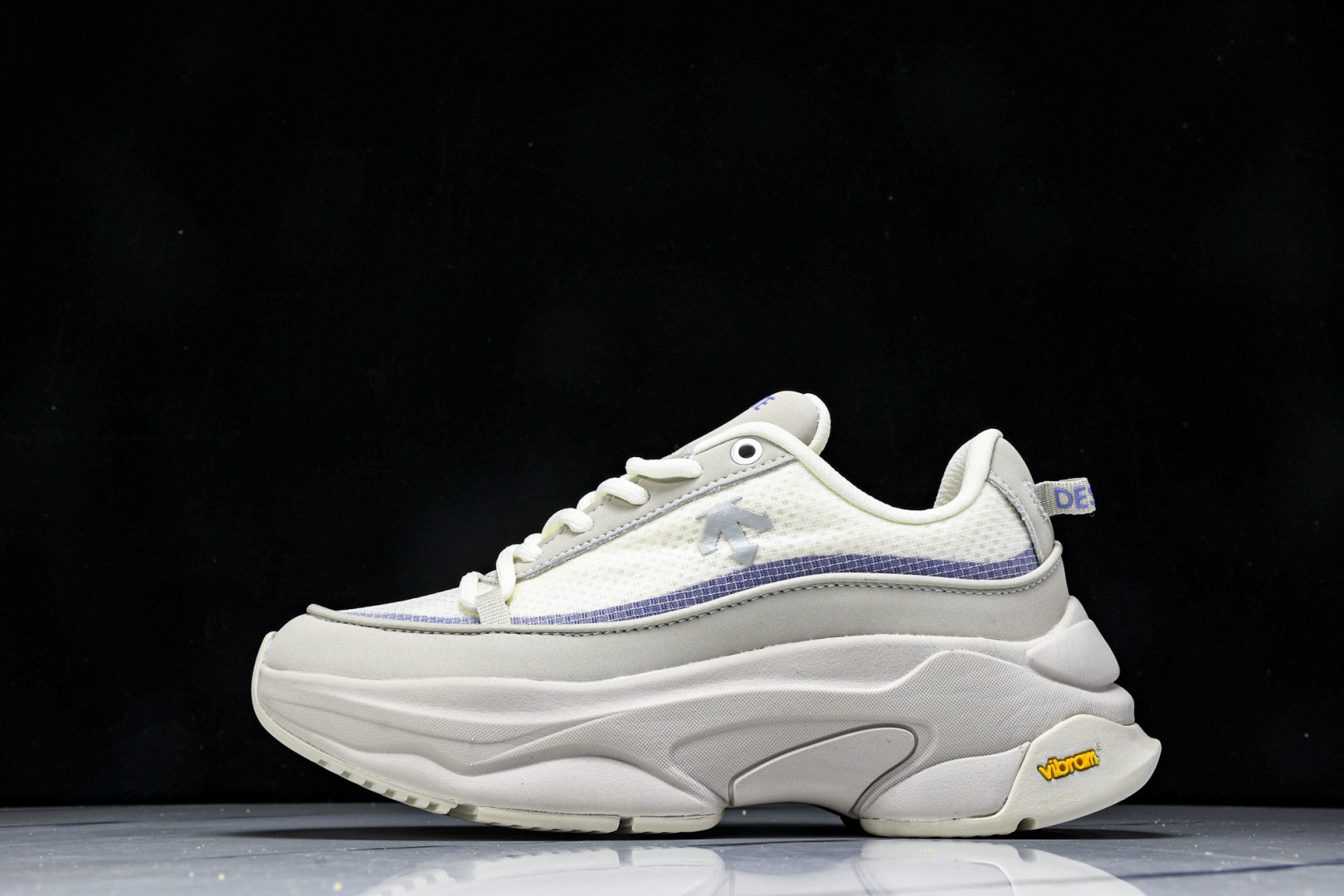  迪桑特·DESCENTE Dualis AP 逍客AP系列低帮厚底越野徒步户外休闲运动鞋  D4332