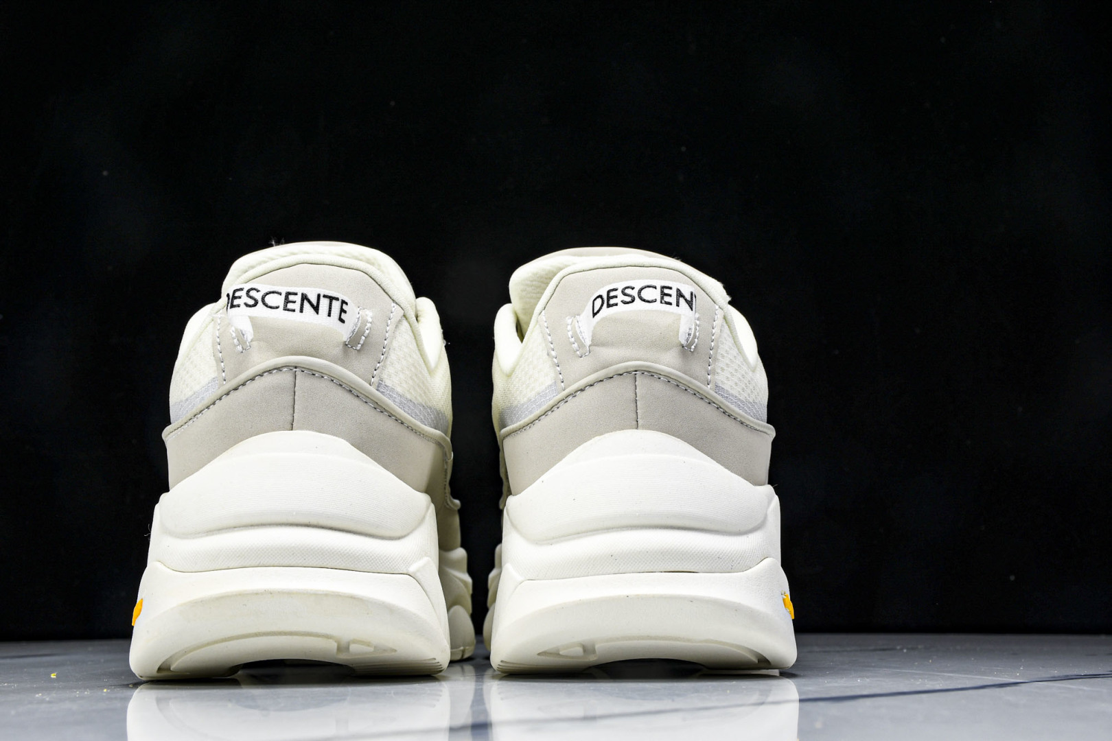  迪桑特·DESCENTE Dualis AP 逍客AP系列低帮厚底越野徒步户外休闲运动鞋  D4431