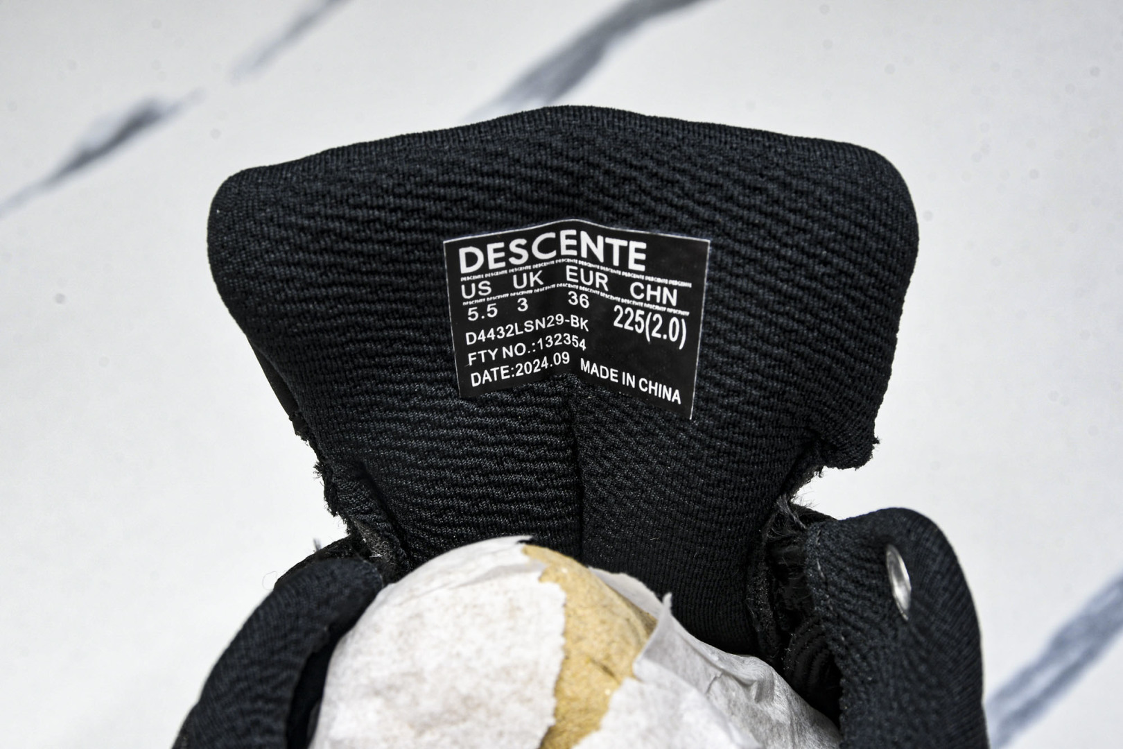 迪桑特·DESCENTE Dualis AP 逍客AP系列低帮厚底越野徒步户外休闲运动鞋 D4332L