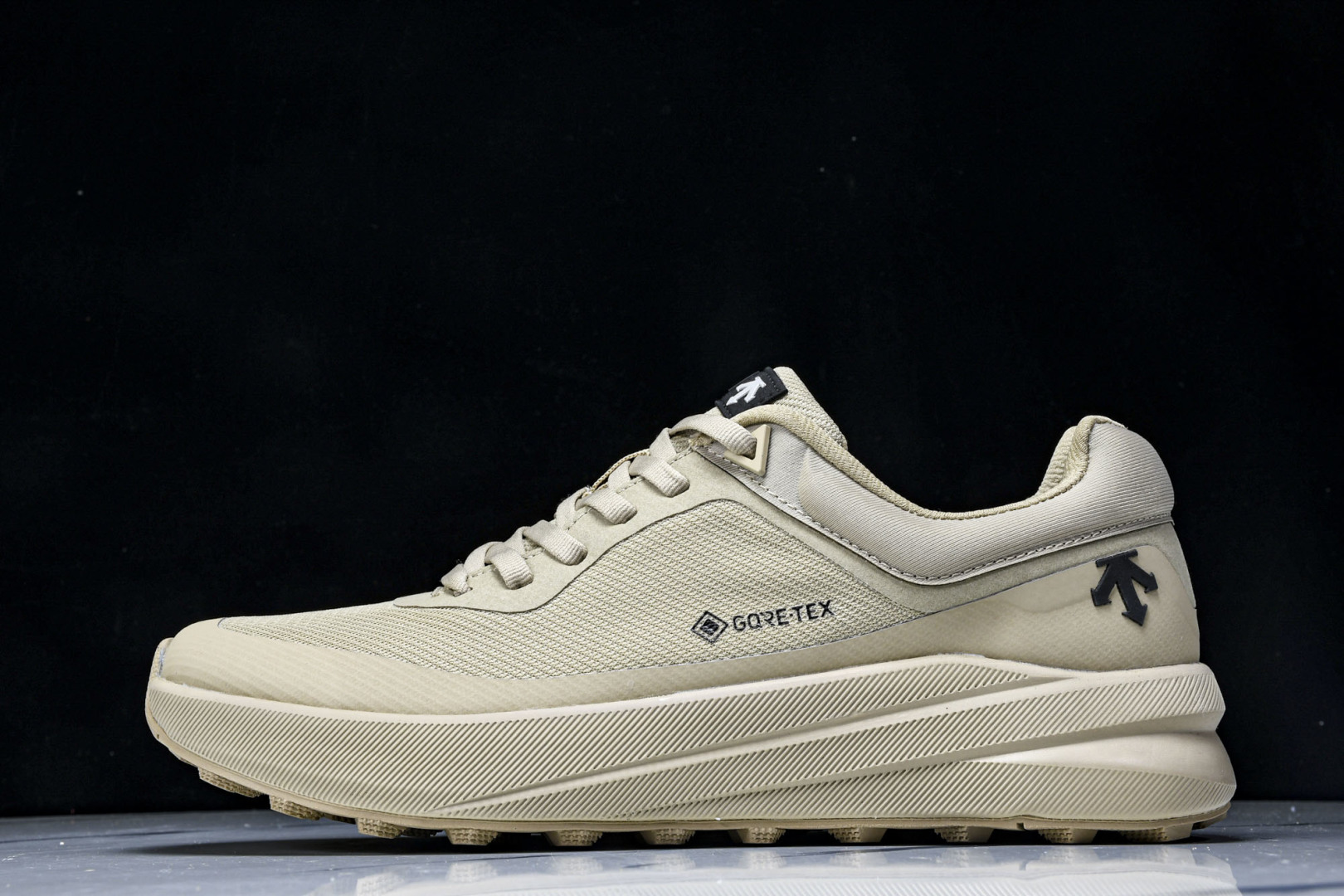  迪桑特·DESCENTE Boa Lavitate II GTX 甜美生活2代系列低帮越野徒步户外休闲