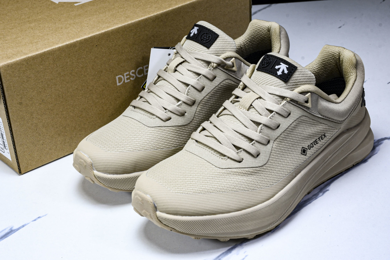  迪桑特·DESCENTE Boa Lavitate II GTX 甜美生活2代系列低帮越野徒步户外休闲
