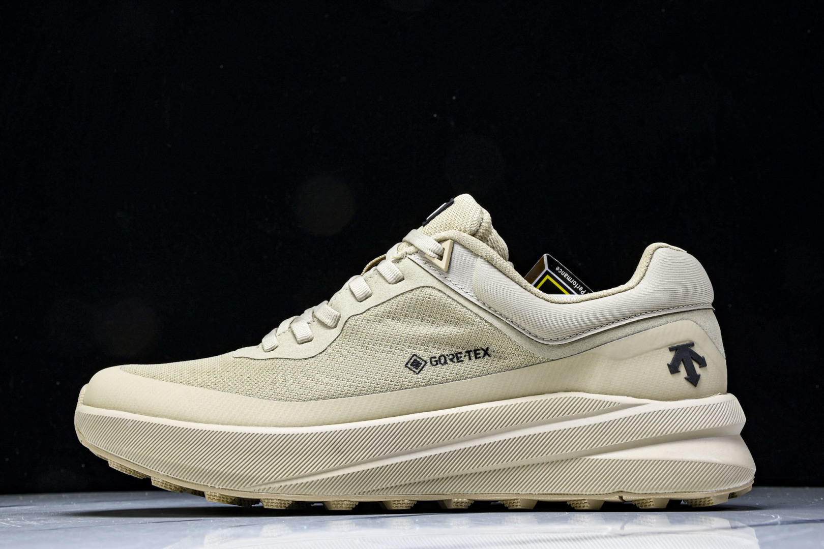  迪桑特·DESCENTE Boa Lavitate II GTX 甜美生活2代系列低帮越野徒步户外休闲