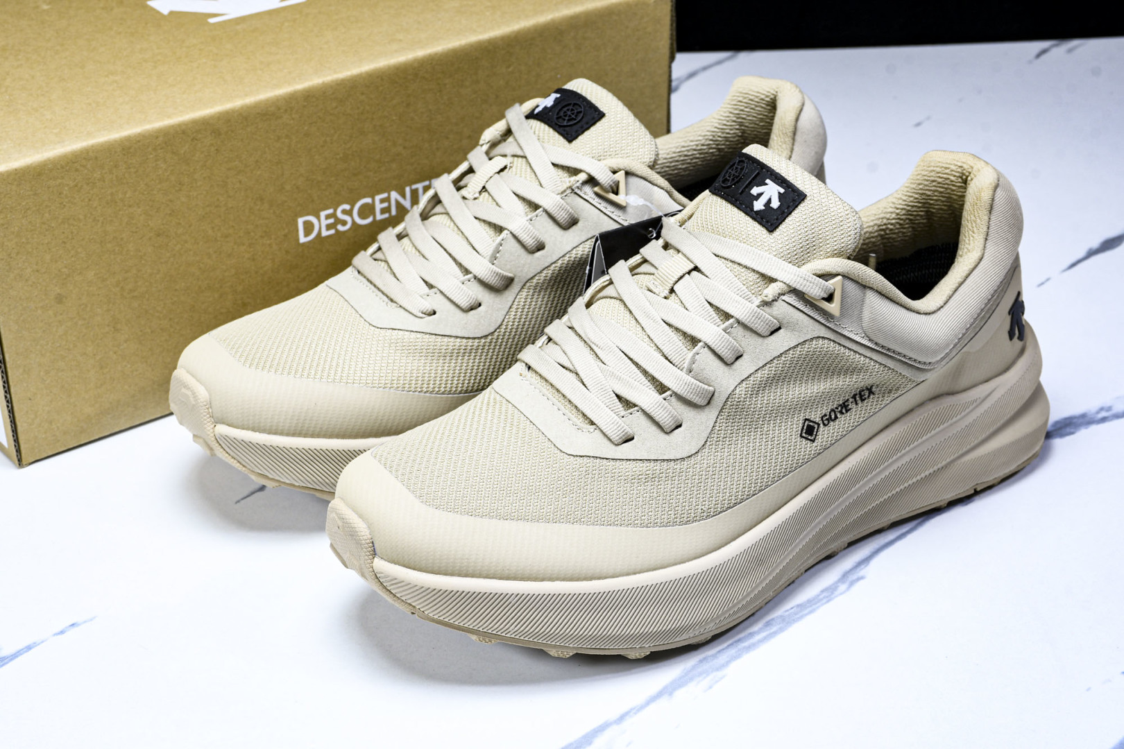  迪桑特·DESCENTE Boa Lavitate II GTX 甜美生活2代系列低帮越野徒步户外休闲