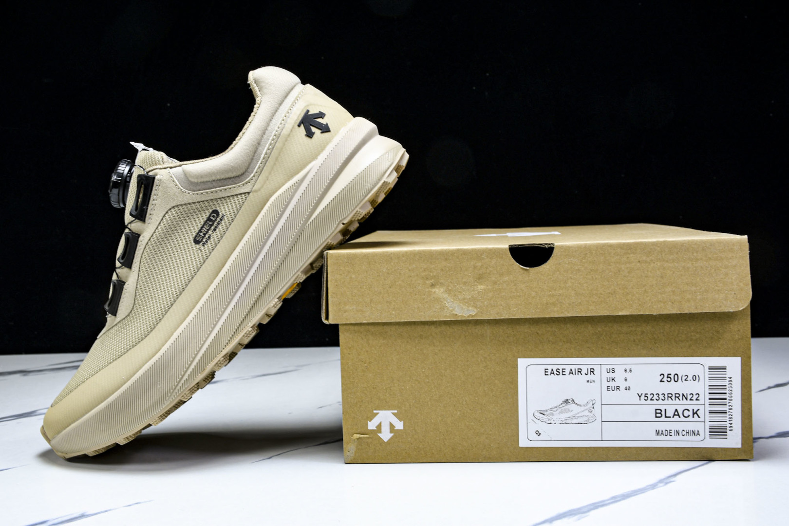  迪桑特·DESCENTE Training Low 训练系列户外休闲运动鞋 纽扣 大网黑白 Y5233