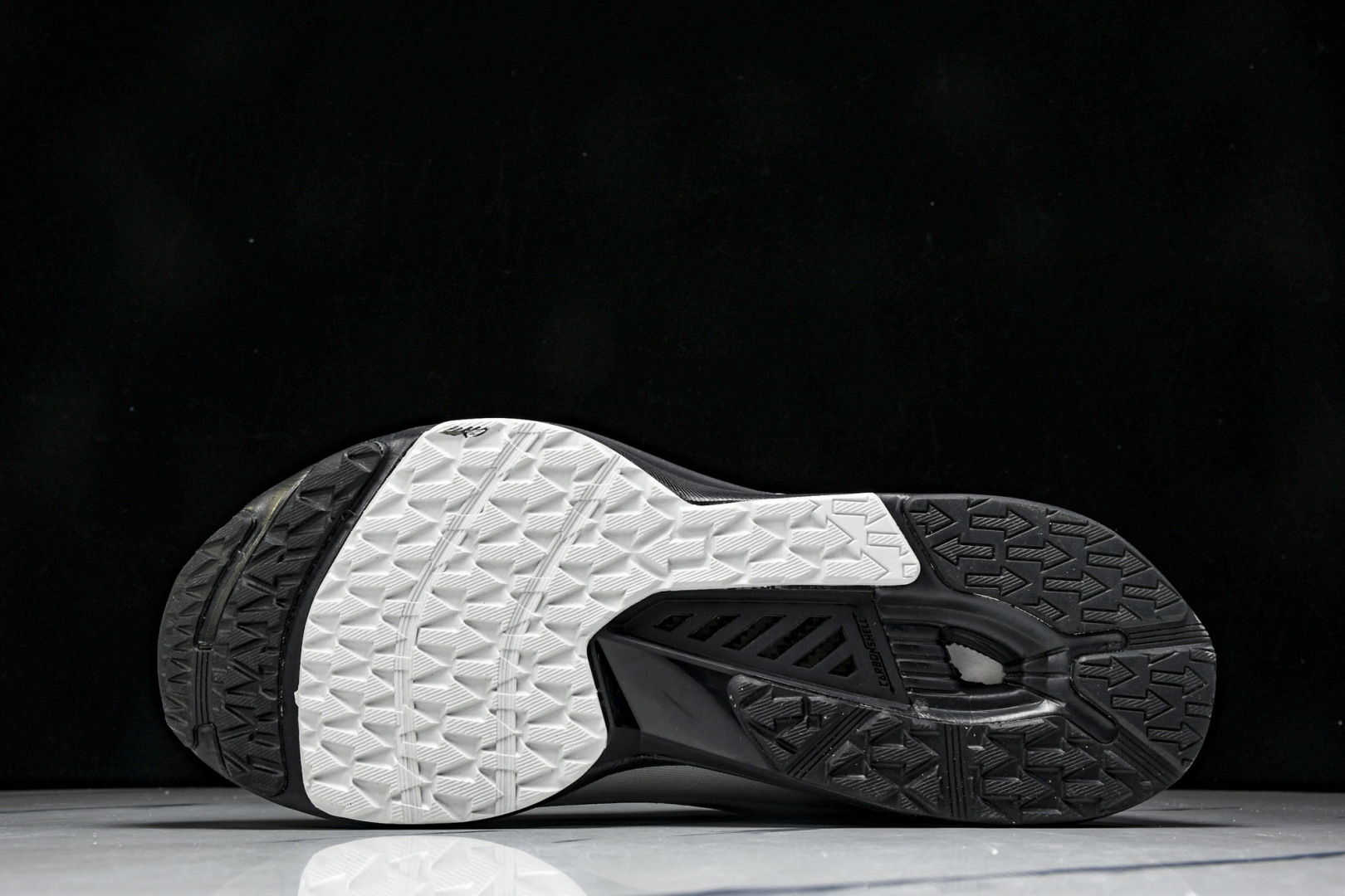  迪桑特·DESCENTE Boa Dfluid 流体系列越野徒步户外运动鞋 D4331RRN29 尺码