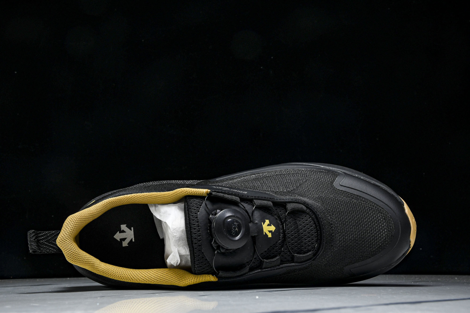  迪桑特·DESCENTE Boa Lavitate II GTX 甜美生活2代系列低帮越野徒步户外休闲