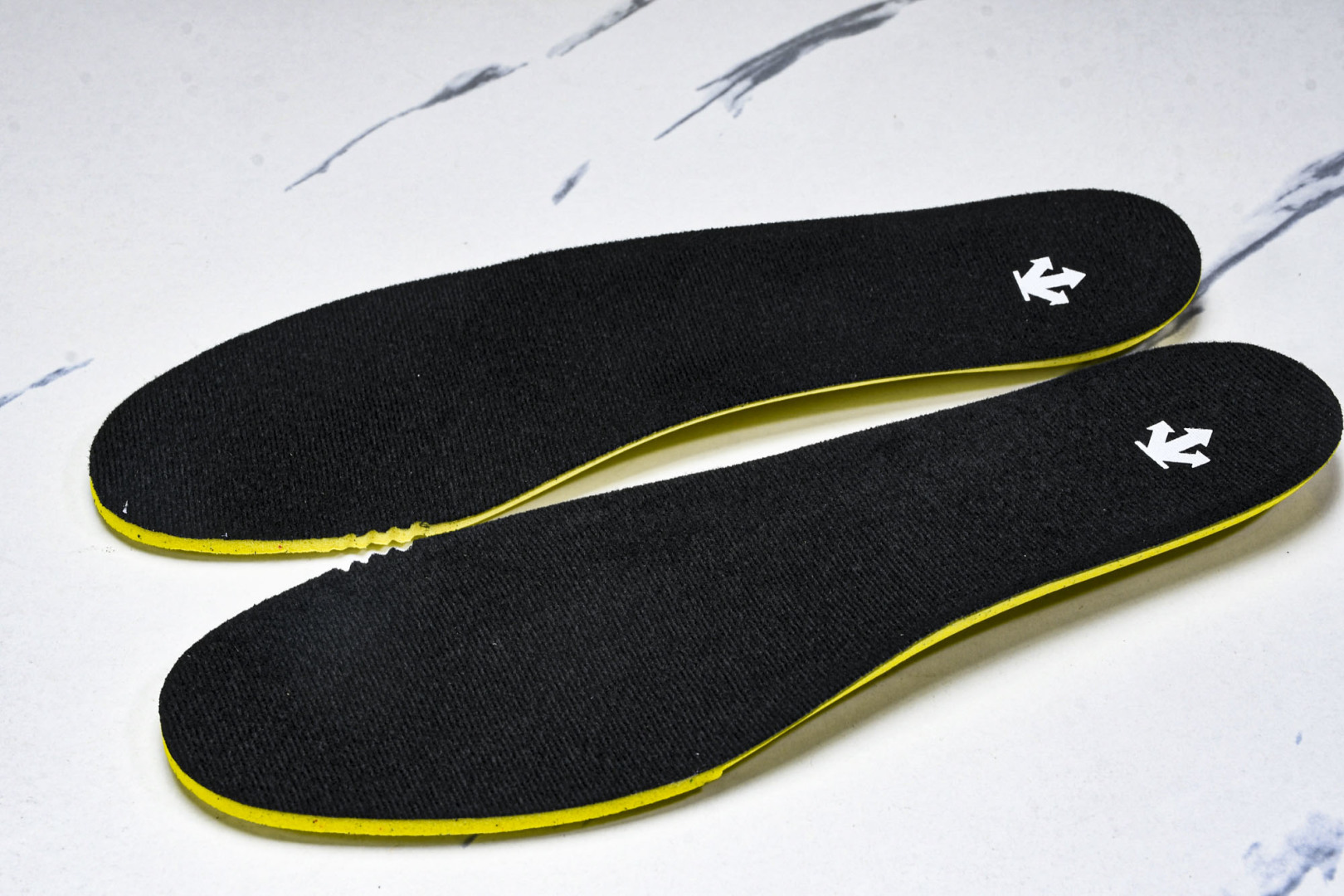  迪桑特·DESCENTE Boa Lavitate II GTX 甜美生活2代系列低帮越野徒步户外休闲