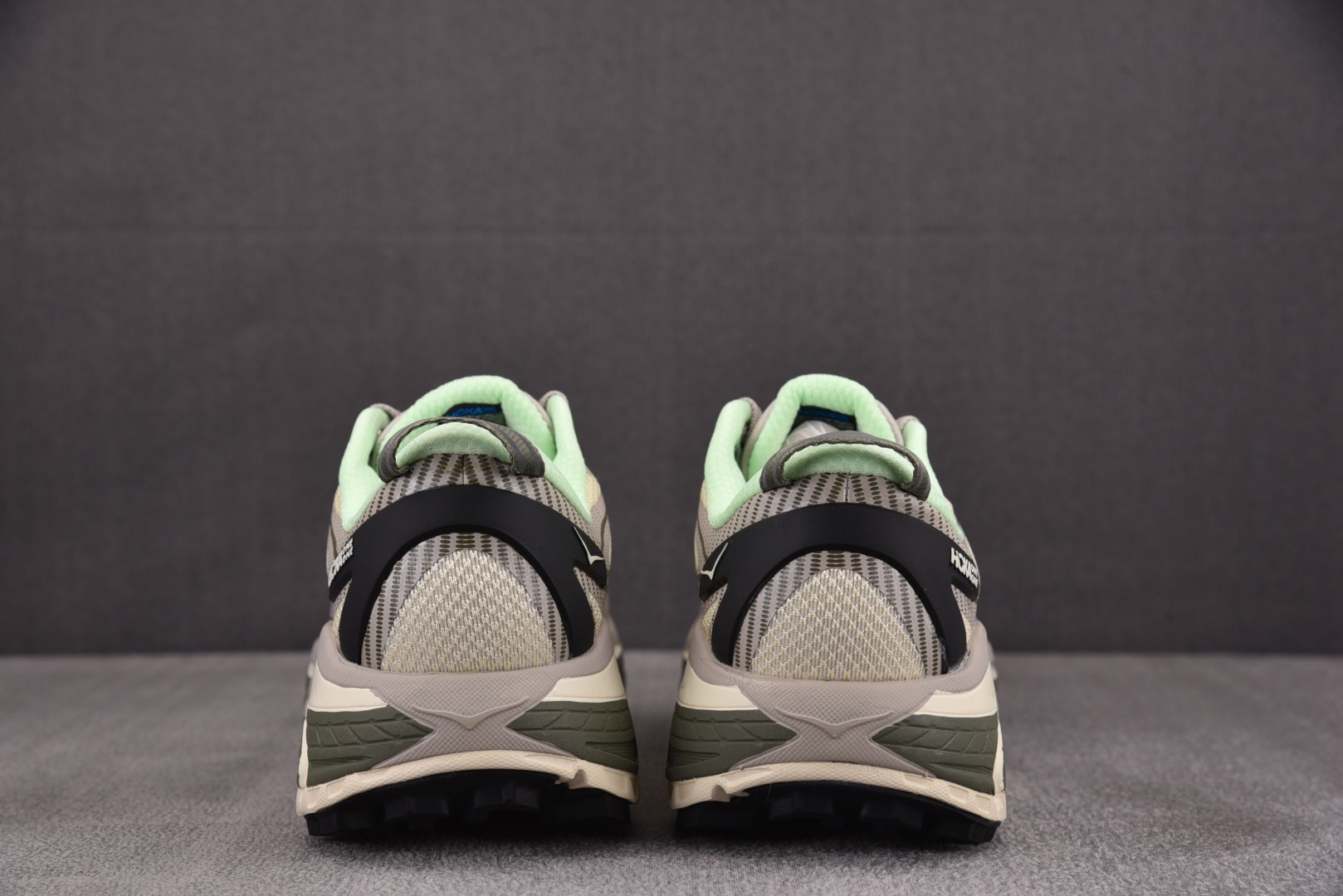 HOKA轻跑 尺码36-45

纯原版出品-Hoka One One Mafate SPeed 2 Pu