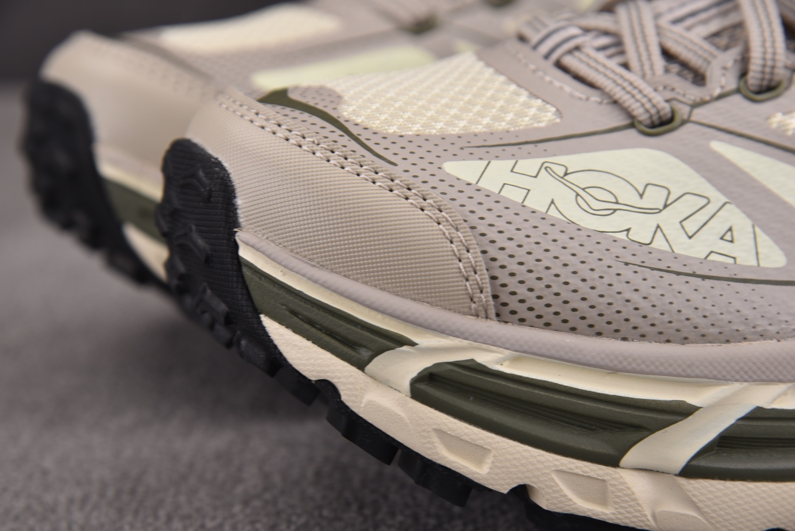 HOKA轻跑 尺码36-45

纯原版出品-Hoka One One Mafate SPeed 2 Pu