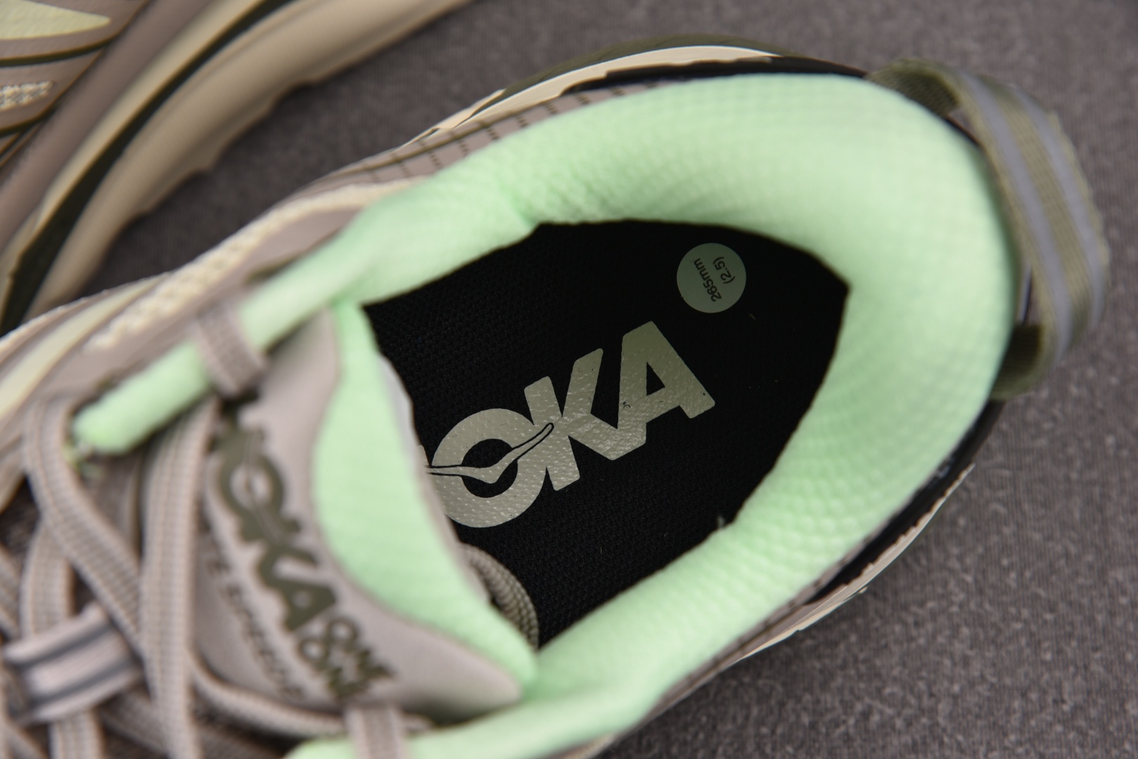 HOKA轻跑 尺码36-45

纯原版出品-Hoka One One Mafate SPeed 2 Pu