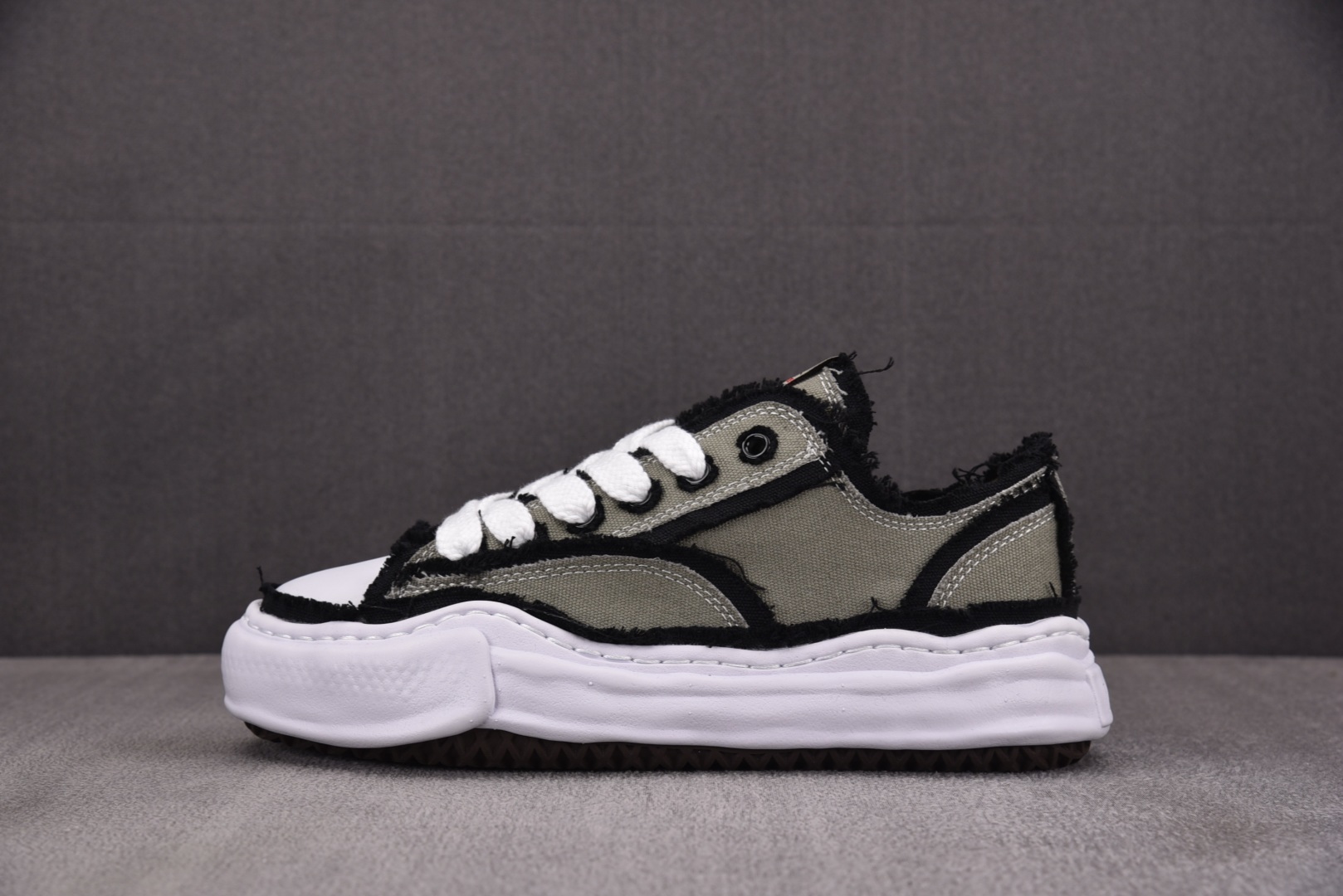 MMY 尺码36-45

纯原版出品-MIHARA YASUHIRO Peterson OG Sole 