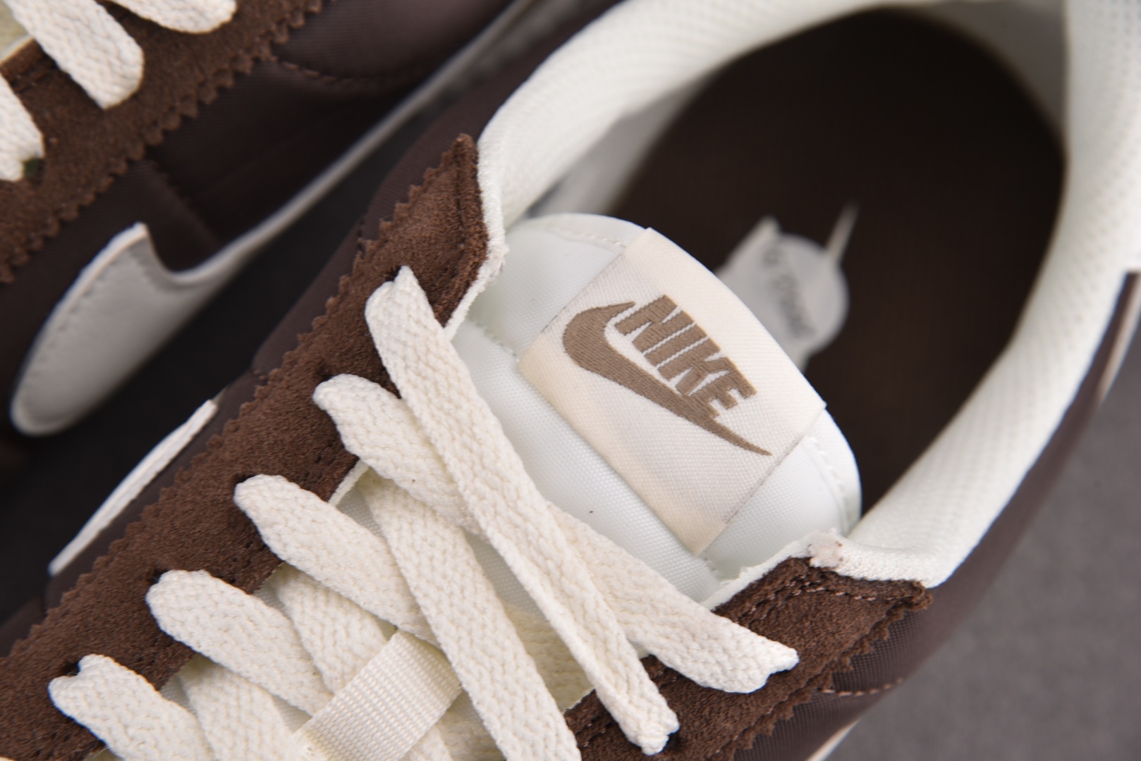 阿甘Cortez  尺码36-45

纯原版出品-NK Cortez Baroque Brown 黑深棕