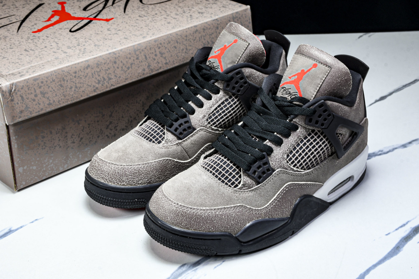  Air Jordan 4 Retro Taupe Haze AJ4 乔4黑棕摩卡 DB0732-200