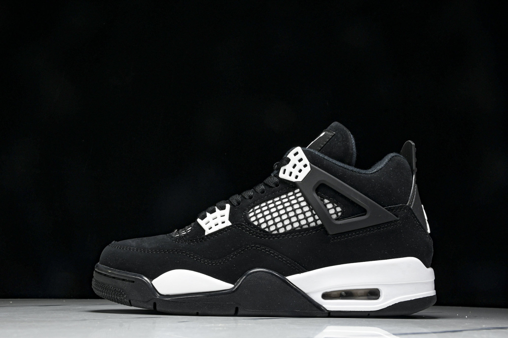  Air Jordan 4 Retro White Thunder AJ4 乔4白色雷霆 FQ8138-