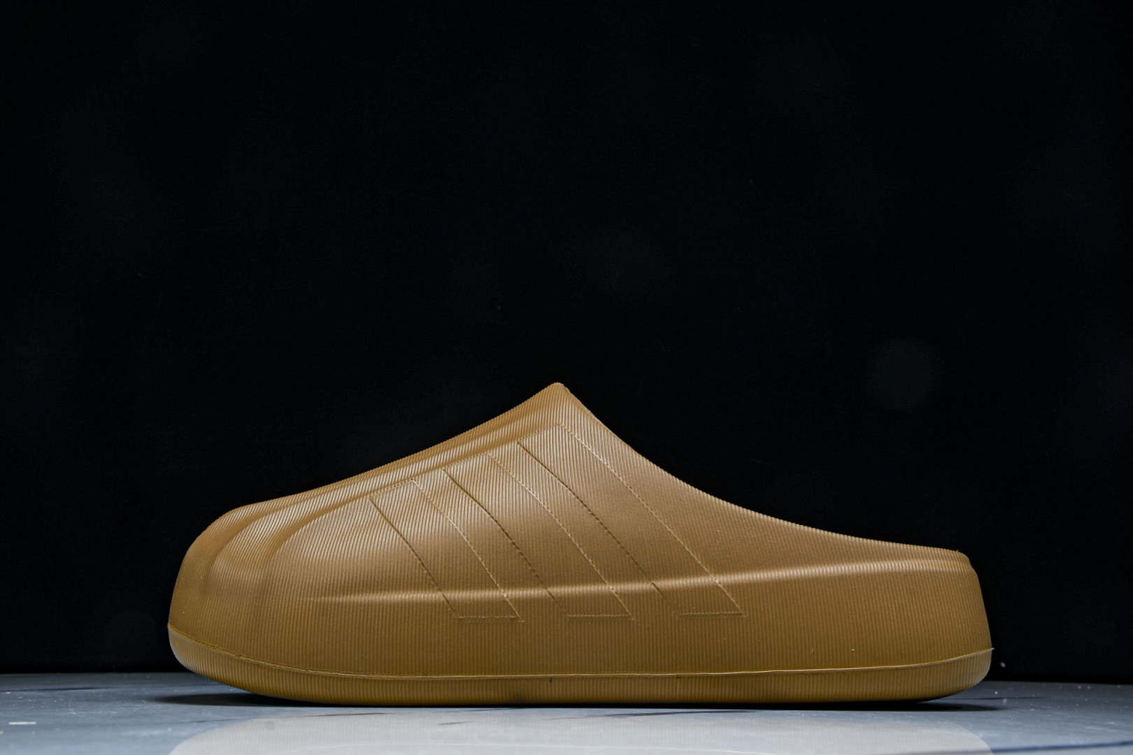  Adidas Originals AdiFOM Superstar Mule  阿迪今夏爆款包头鸭鸭拖